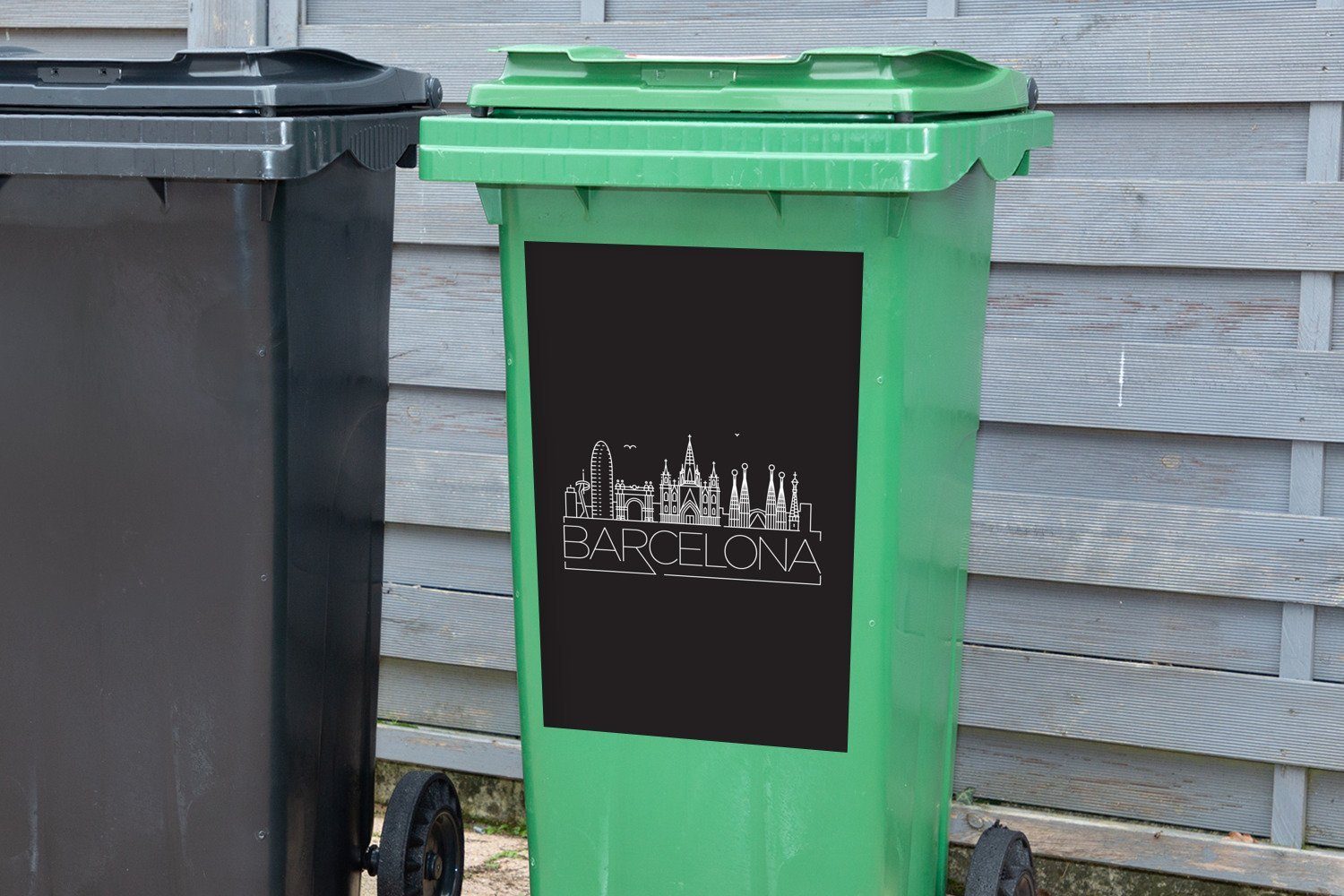 MuchoWow Wandsticker Skyline Container, Abfalbehälter Mülleimer-aufkleber, schwarz (1 St), Sticker, Mülltonne, "Barcelona"