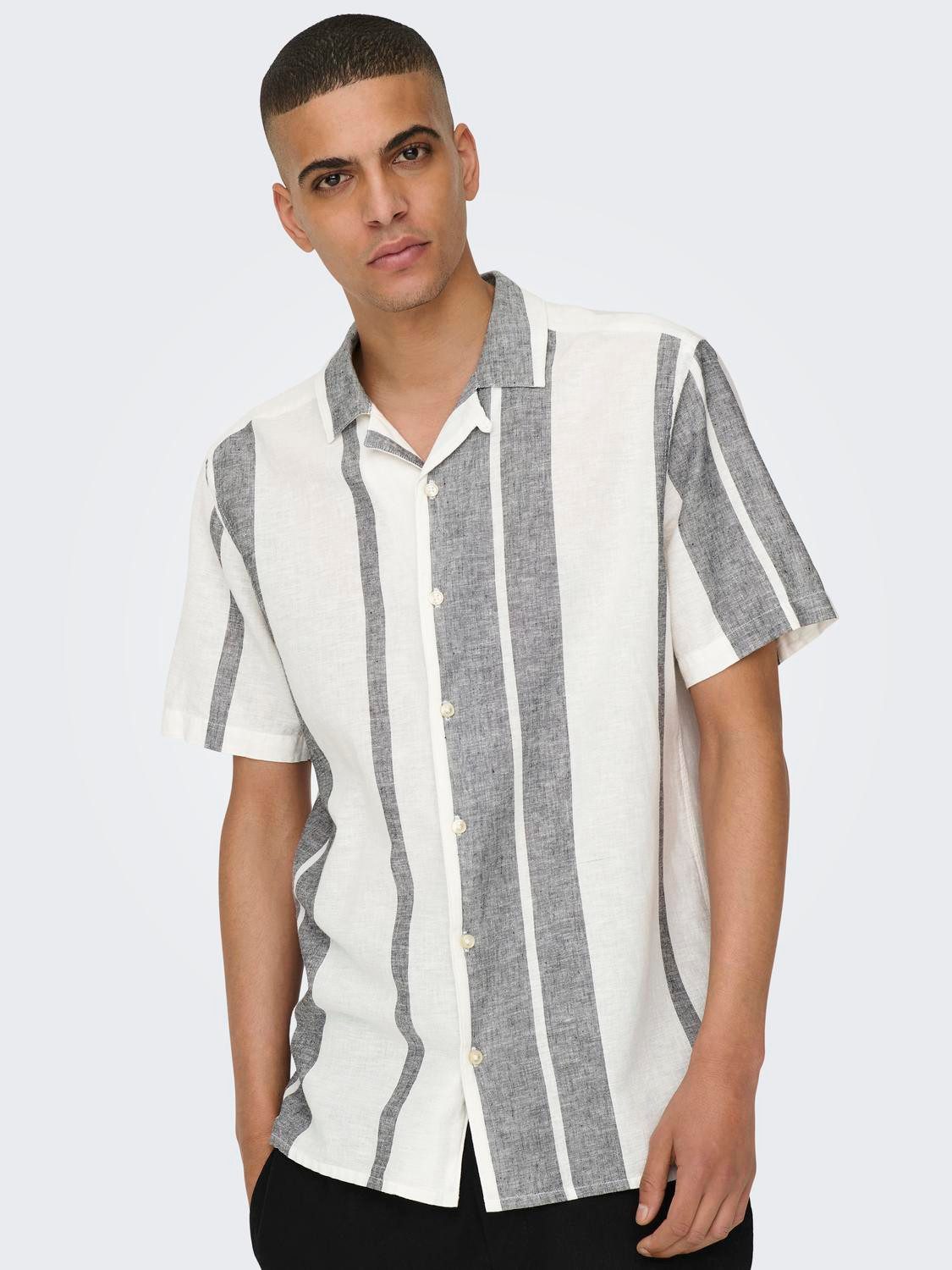 ONLY & SONS Kurzarmhemd Kurzarm Resort Kragen Knopfleiste ONSCAIDEN LIFE STRIPE LINEN RESORT NOOS