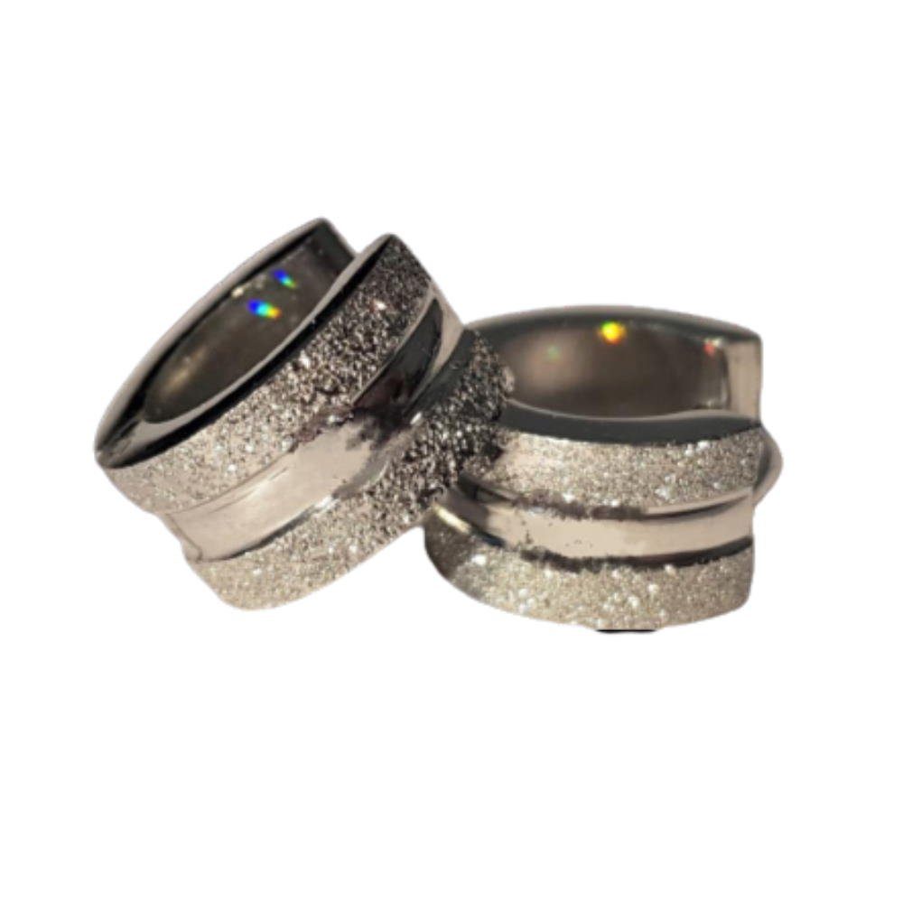 BUNGSA Creolen-Set Creolen Sand-gestrahlte Ränder Silber aus Edelstahl Unisex (1 Paar (2 Stück), 2-tlg), Ohrschmuck Ohrringe