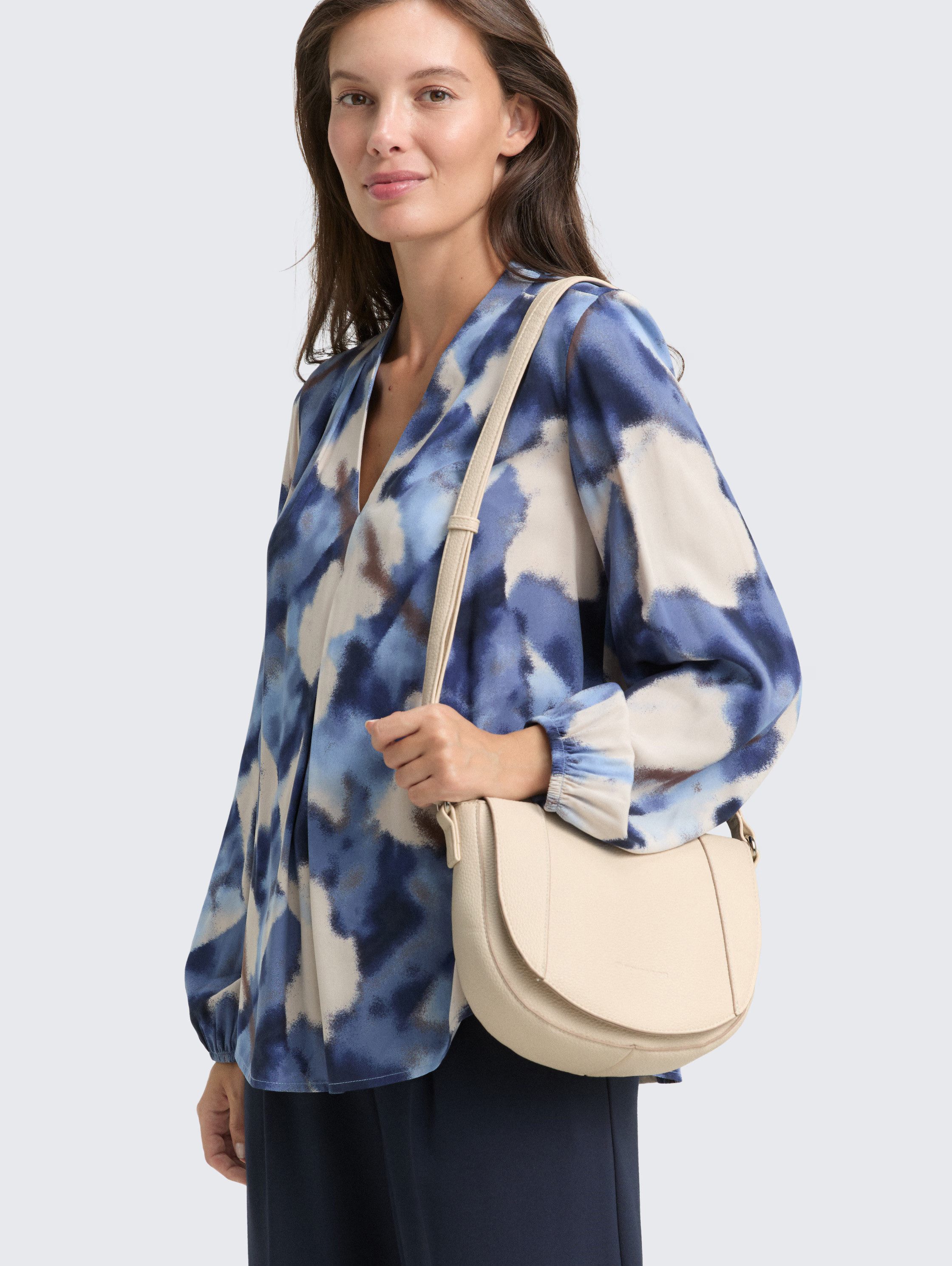 TOM TAILOR Umhängetasche Dahlia, weiches Lederimitat in moderem Look mit Kontrastkanten und feinem Logo