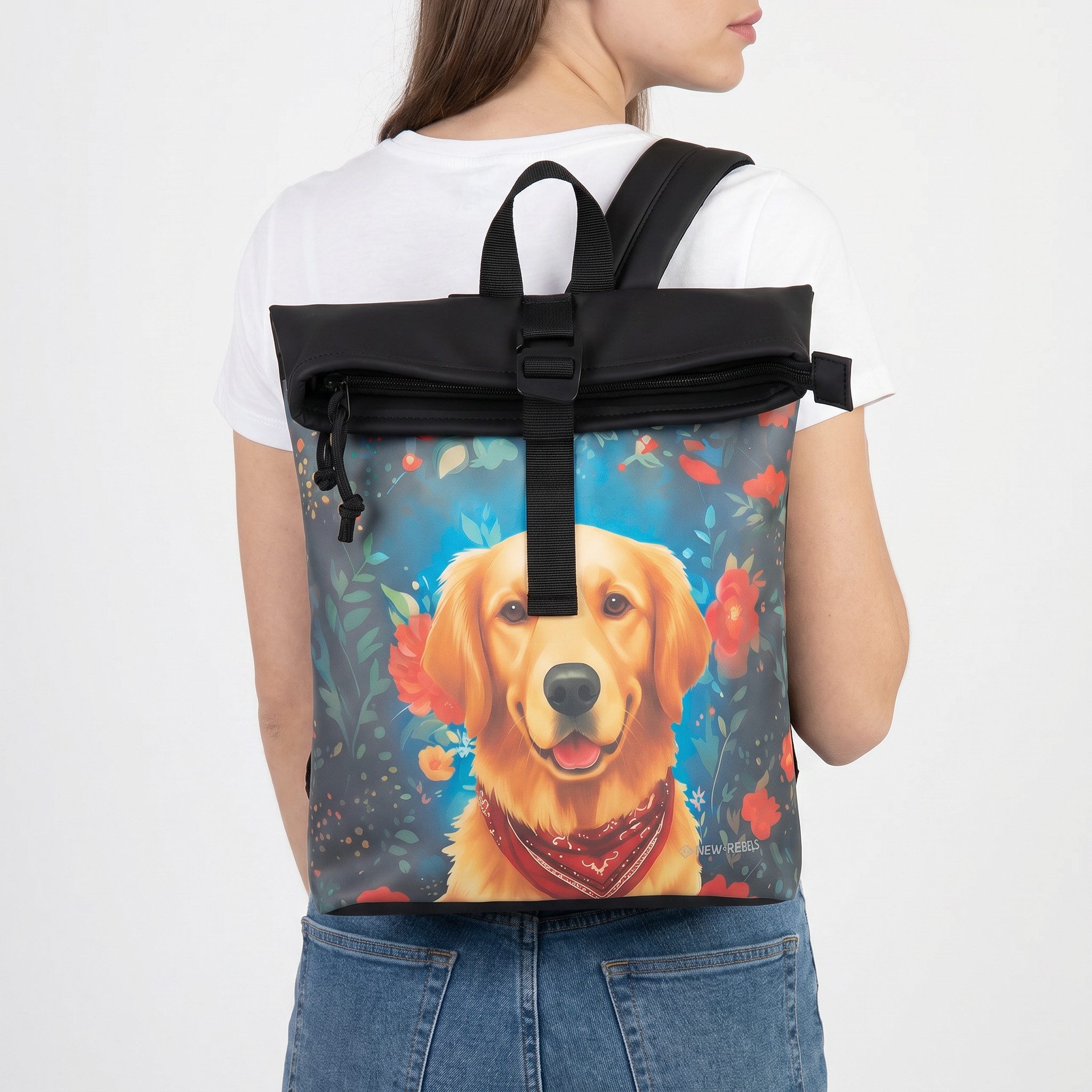 NEW REBELS Cityrucksack kleiner Roll Up RollTop Kurier Rucksack Los Angeles Golden Retriever, wasserabweisendes Material mit Golden Retriever Design
