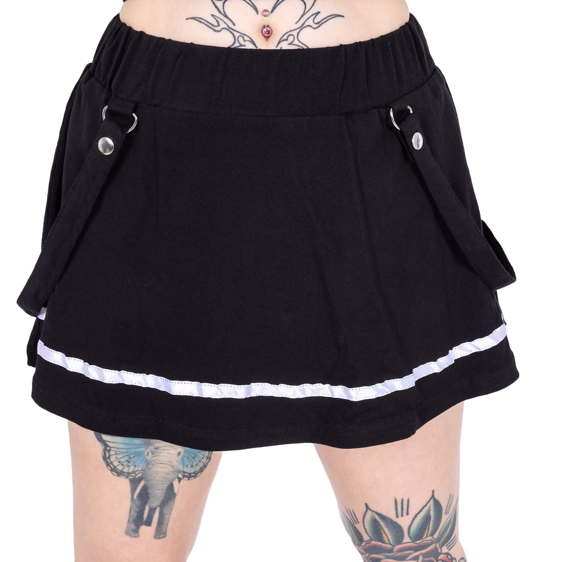 Heartless Skaterrock Alina Goth Gothic Punk Riemen