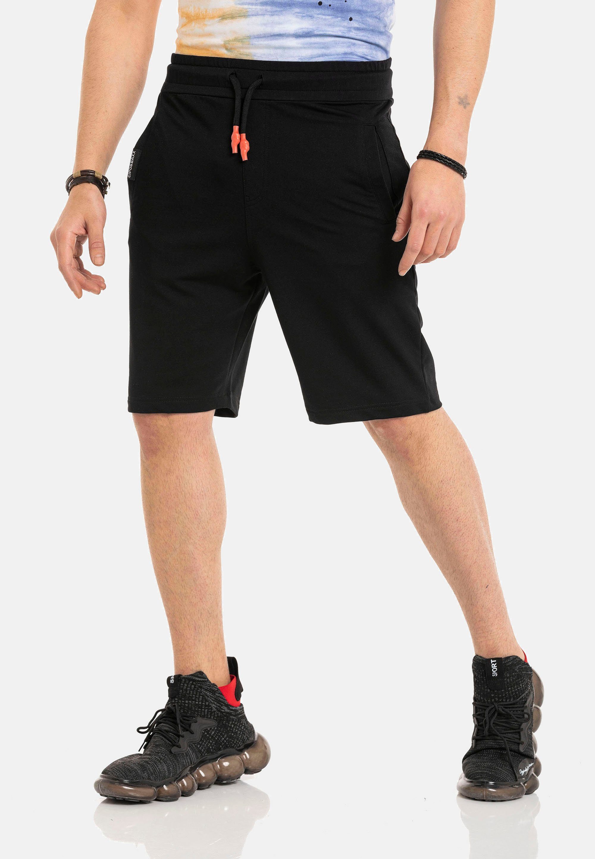 Cipo & Baxx Shorts Look sportlichem schwarz in