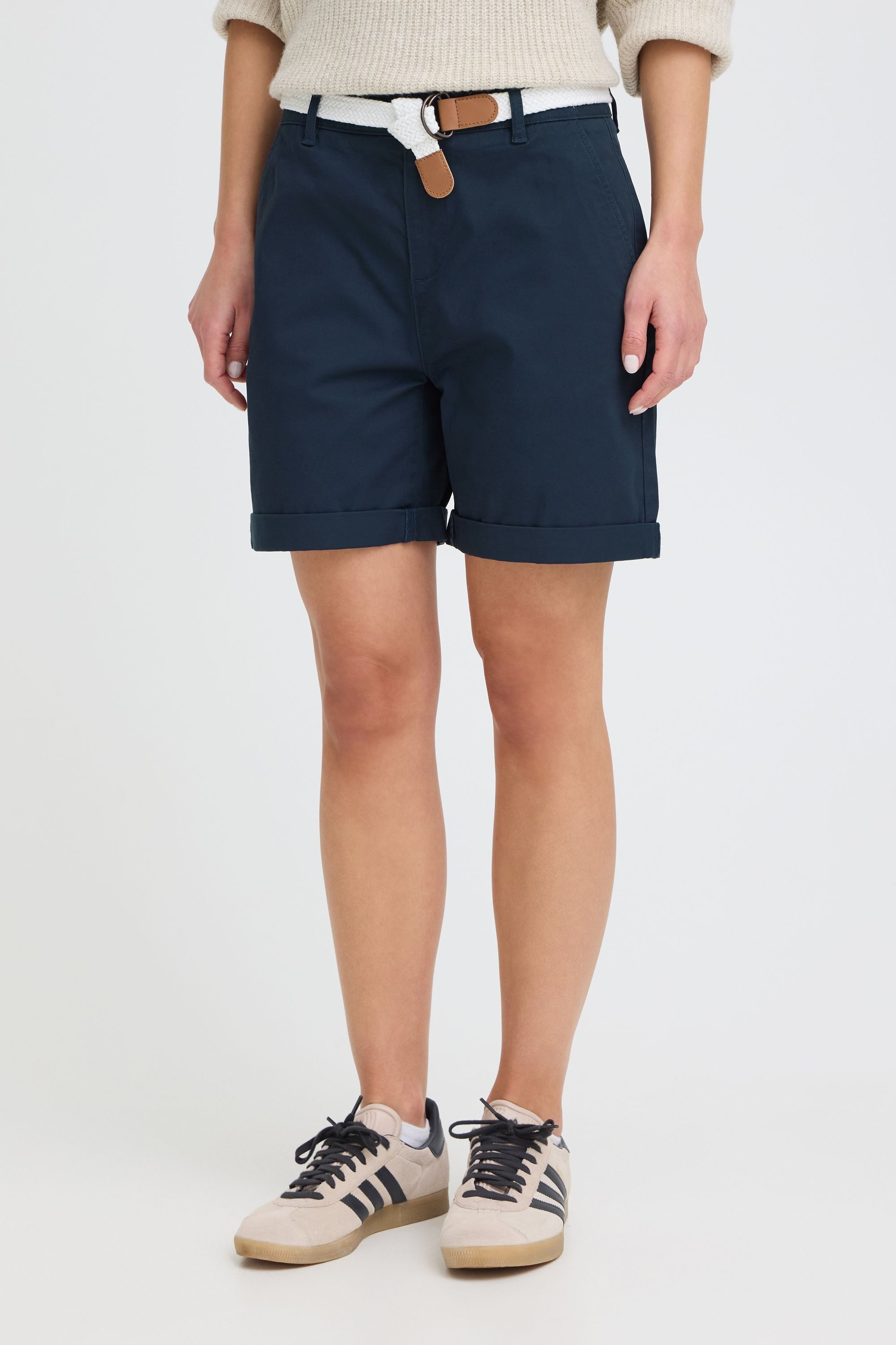 OXMO Chinoshorts OXChakira Bermuda Shorts inkl. Gürtel