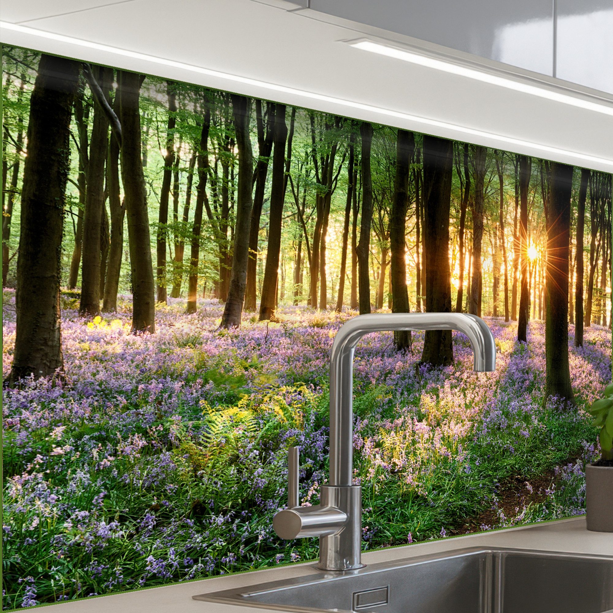 KitchenYeah Küchenrückwand selbstklebend Wald - Blumen - Lavendel - Sonne - Lila - Natur, (1-tlg), Spritzschutz, Küche, Rückwand, Küchenwand, Küchenfront, 80x60 cm