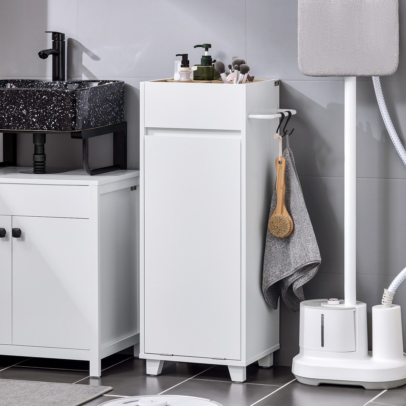 SoBuy Wäscheschrank mit Ausklappbarem Wäschesack Wäschesammler Weiß BZR159- günstig online kaufen