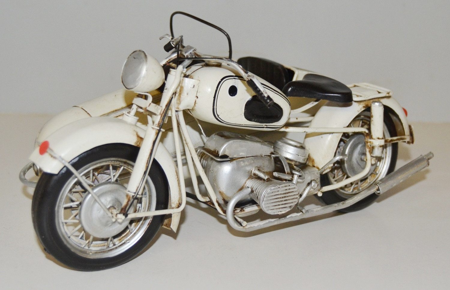 JS GartenDeko Modellmotorrad Blechmotorrad Oldtimer Zweirad BMW R 60 mit Beiwagen L 26 cm