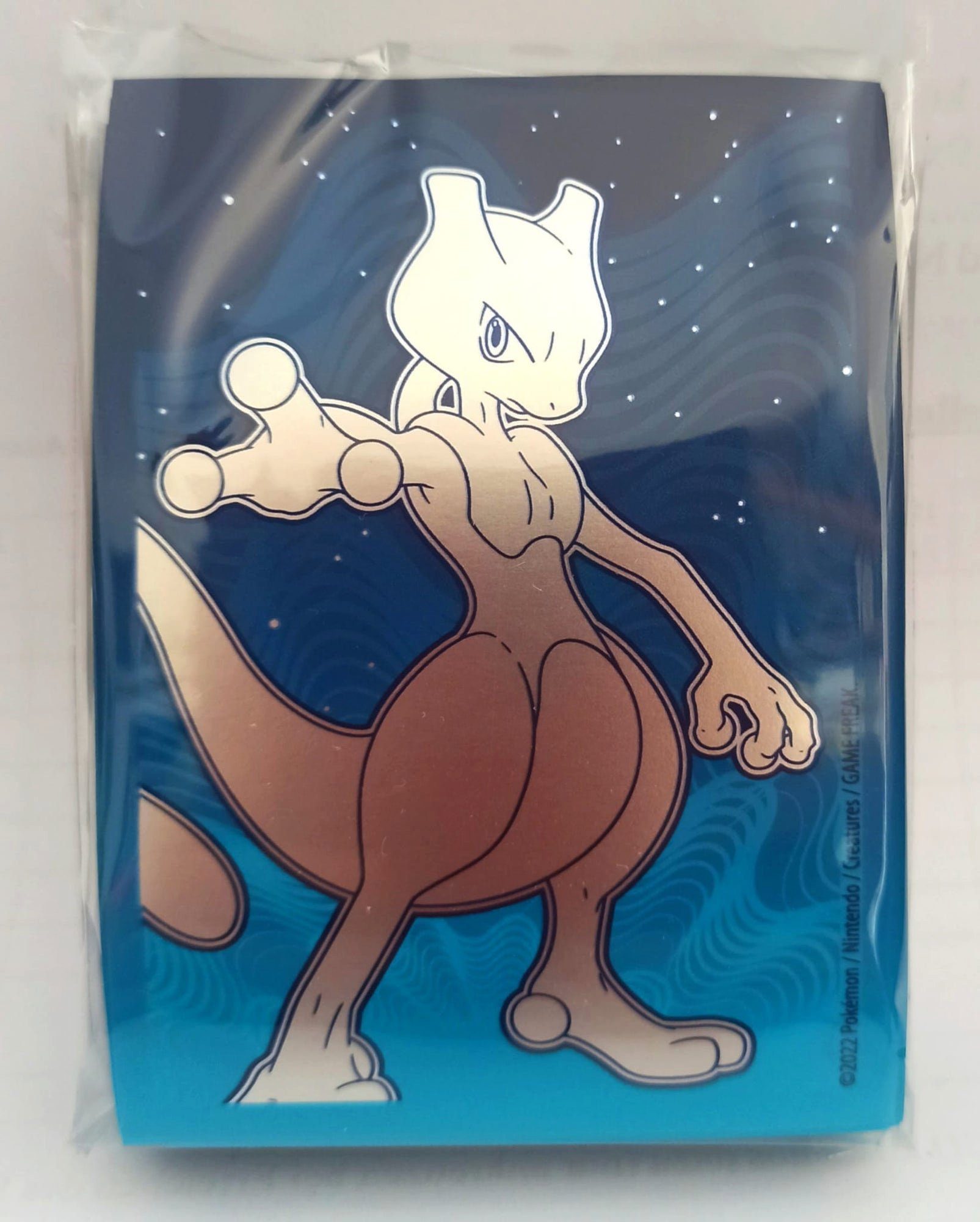 The Pokémon Company International Sammelkarte Pokémon 65 Soft Sleeves mit Mewtu Artwork
