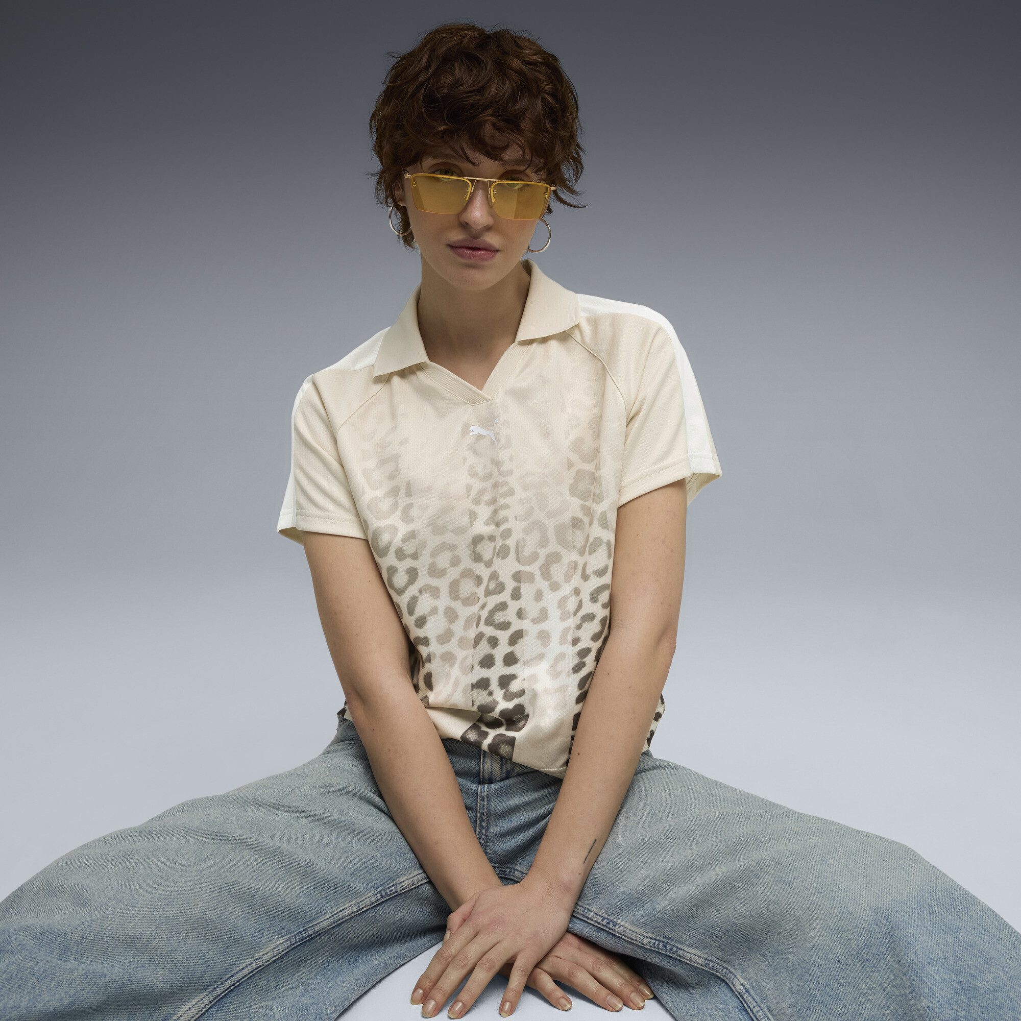 PUMA Trainingsshirt T7 Leo Luxe Relaxed Fußballtrikot Damen günstig online kaufen