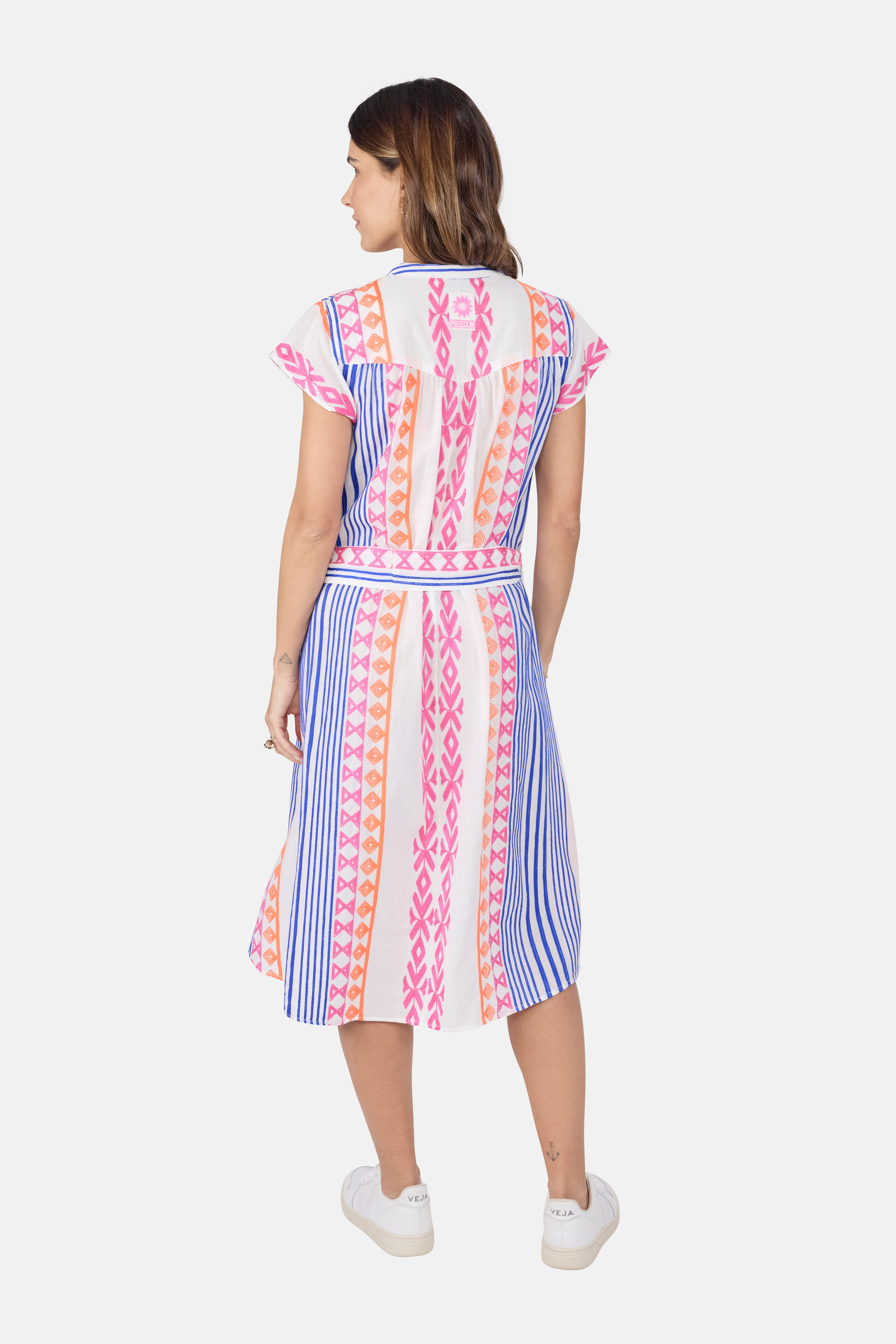 Lieblingsstück Sommerkleid mit allover Stickereien günstig online kaufen