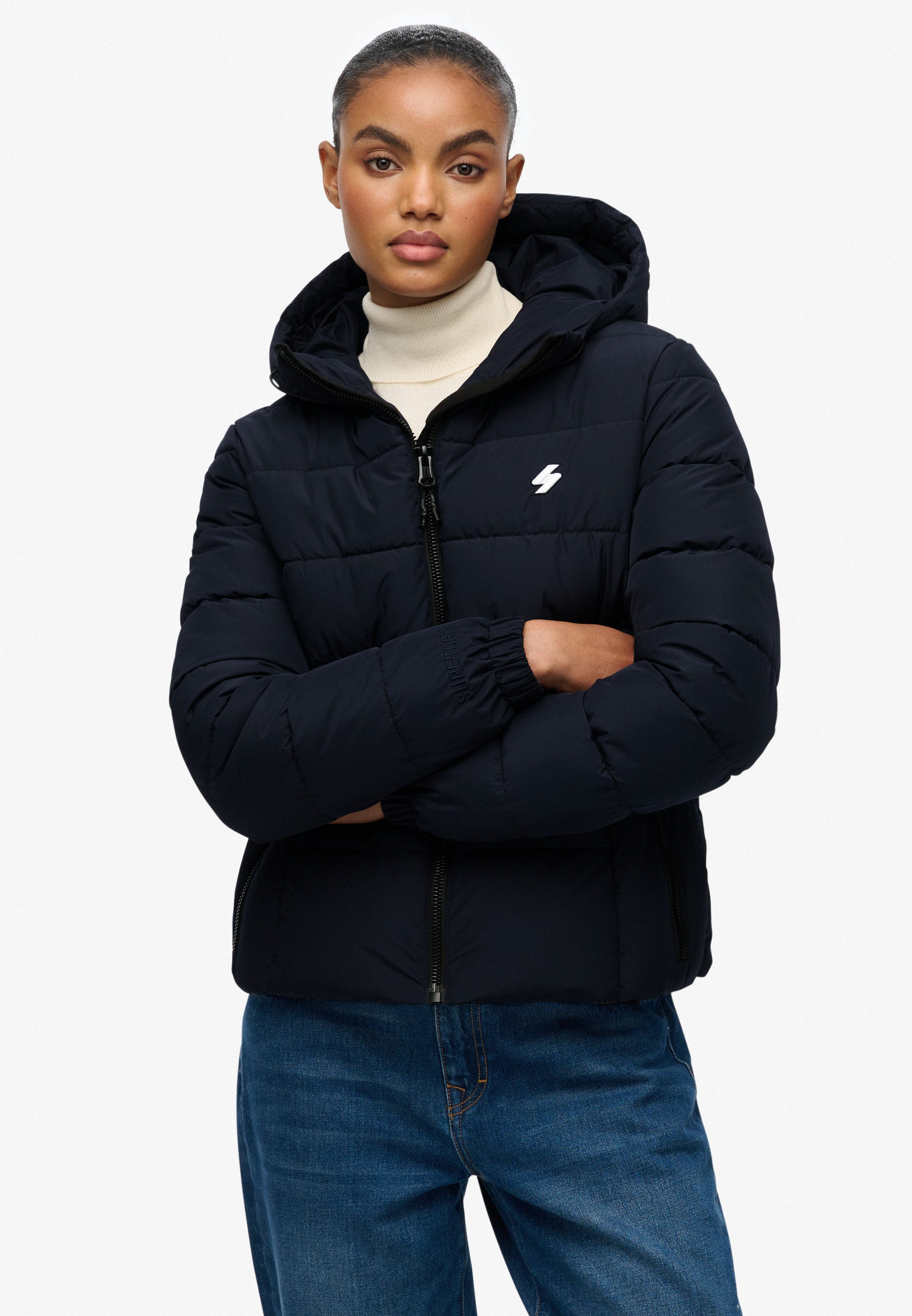 Superdry Steppjacke HOODED SPIRIT SPORTS PUFFER Kunstfaser, regular fit