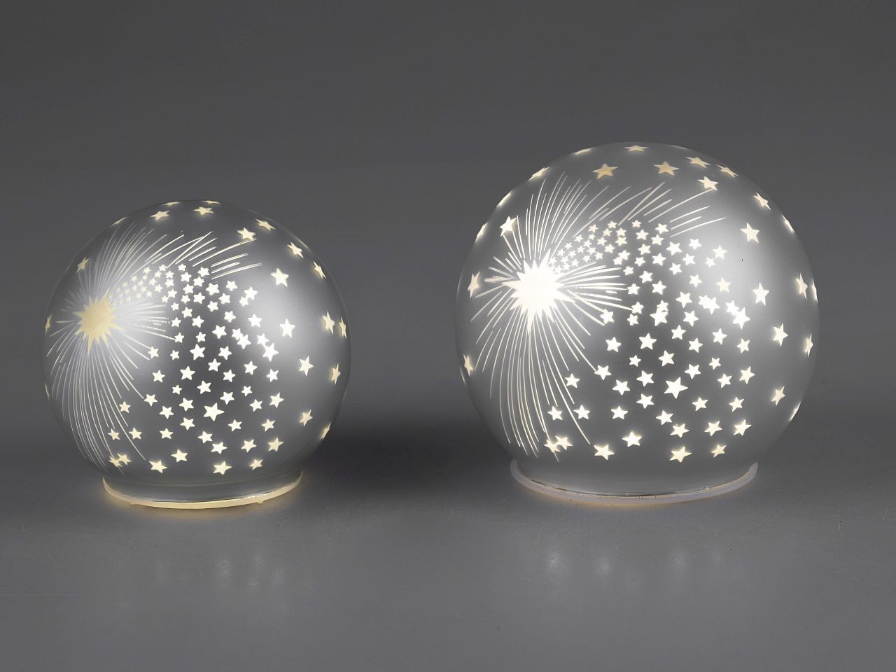 formano LED Dekolicht Glaskugel Spirit Mattsilber stehend, LED fest integriert