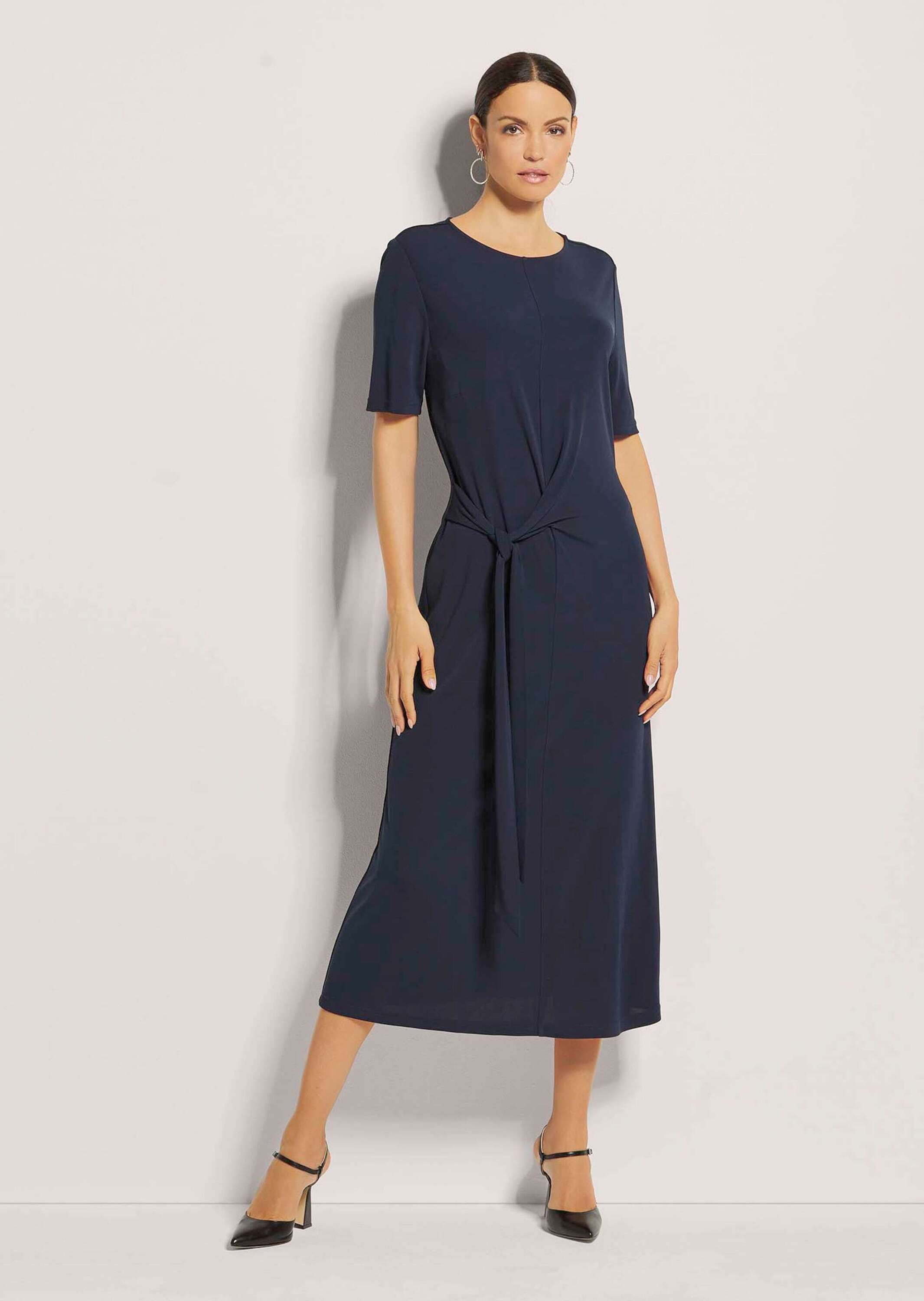 MADELEINE Maxikleid Halbarm-Kleid mit Taillenband günstig online kaufen