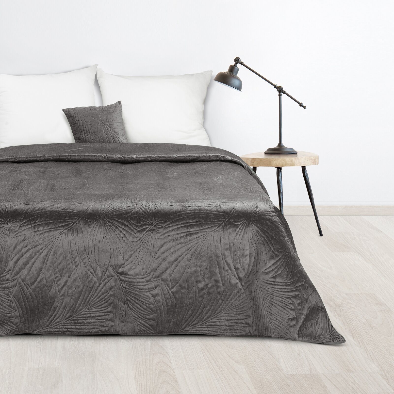 Design91 Tagesdecke LUIZ, gesteppter Bettüberwurf aus Velours – weich, stylvoll & vielseitig