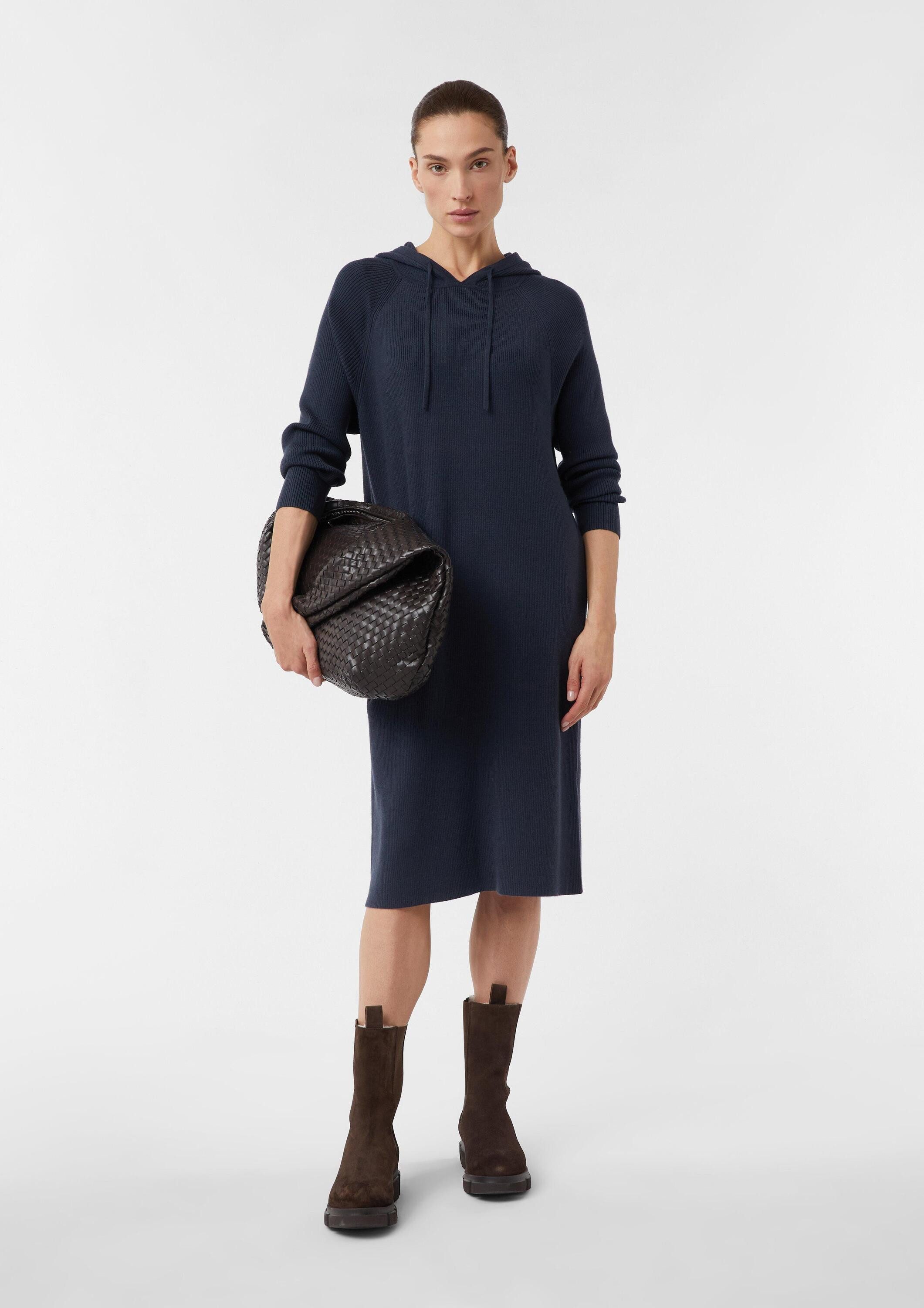 comma Midikleid Kleid Strickkleid mit Kapuze und Raglanärmeln