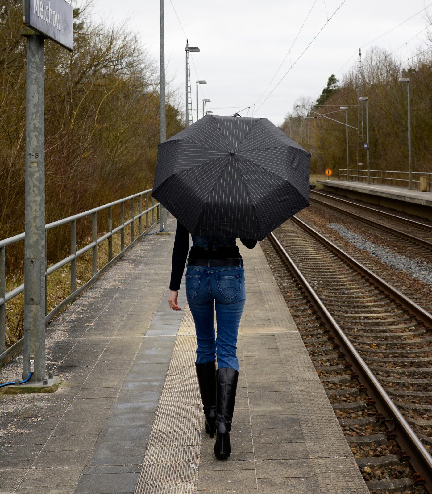 iX-brella Taschenregenschirm First Class Design - mit Auf-Zu-Automatik, mit Nadelstreifen oder klassischem Karo-Muster