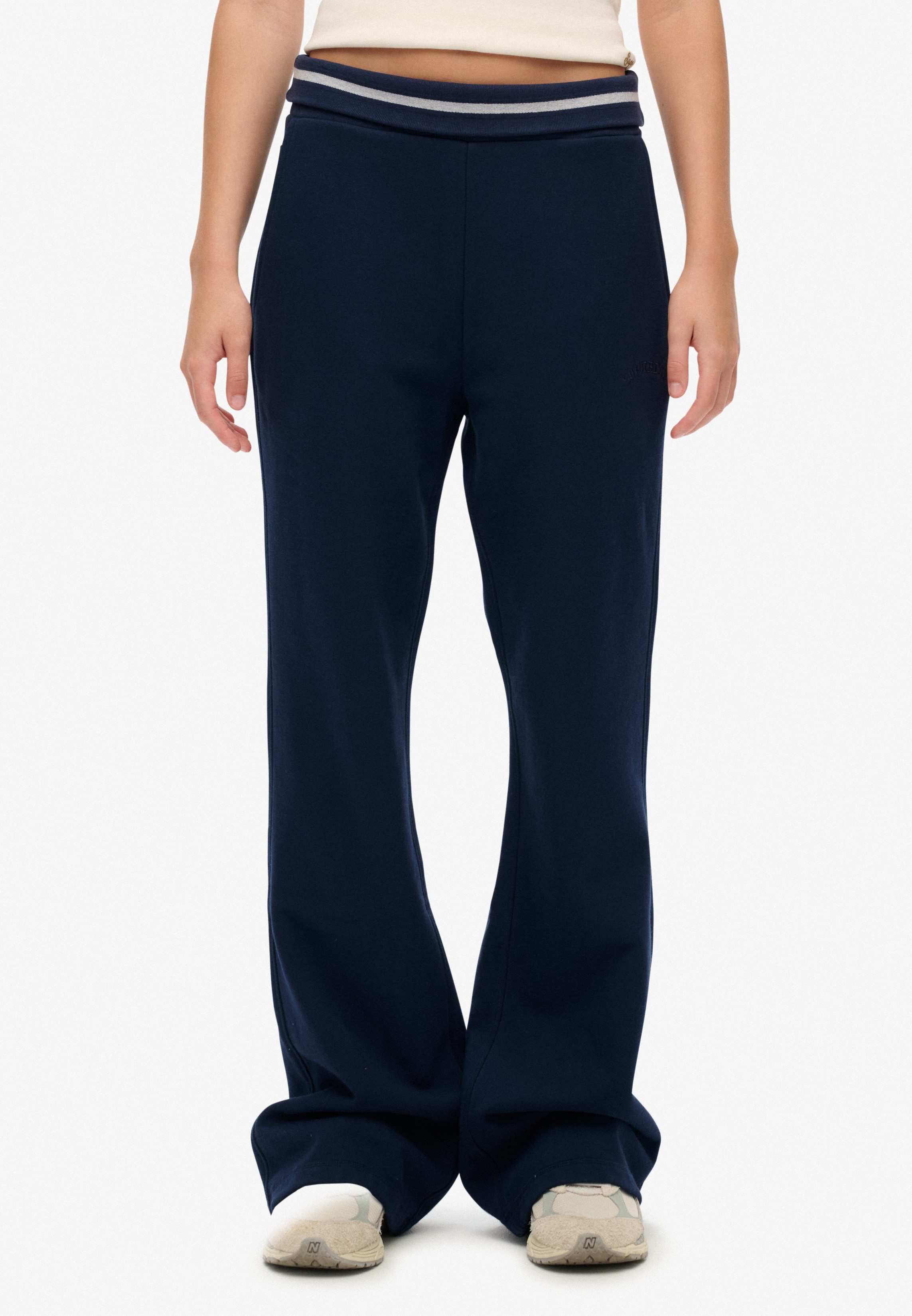 Superdry Sweathose ESSENTIAL LOGO LR FLARE günstig online kaufen