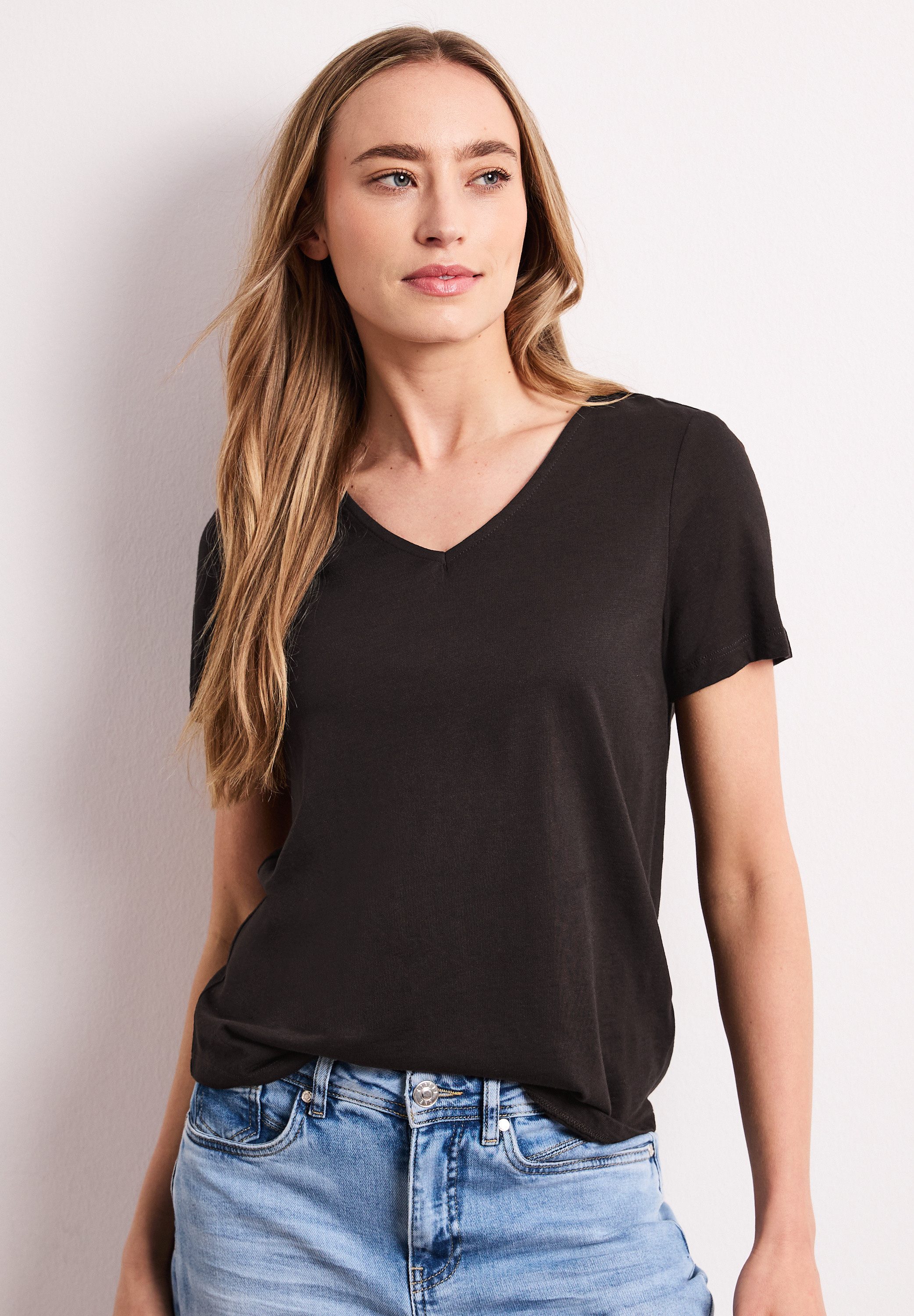 V-Shirt
