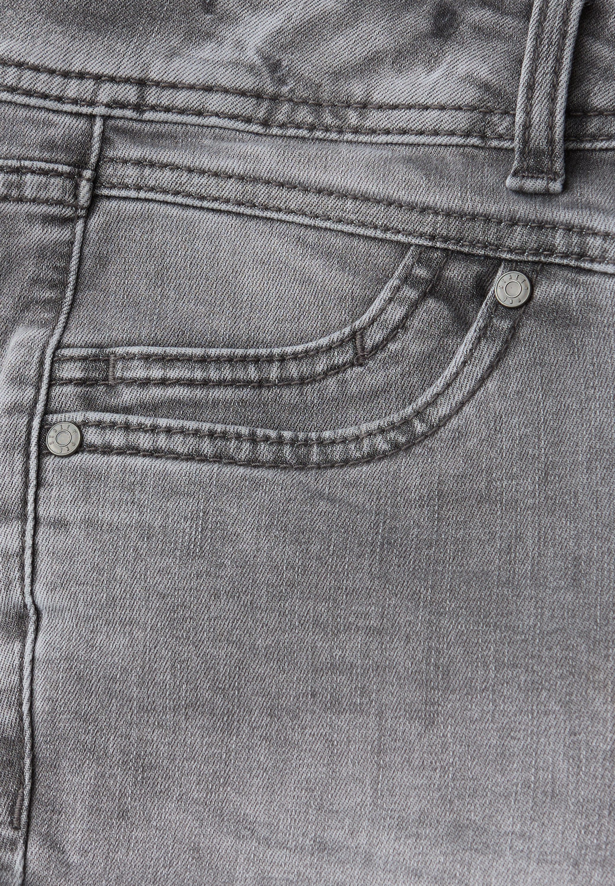 STREET ONE Slim-fit-Jeans Style York im Five-Pocket Style