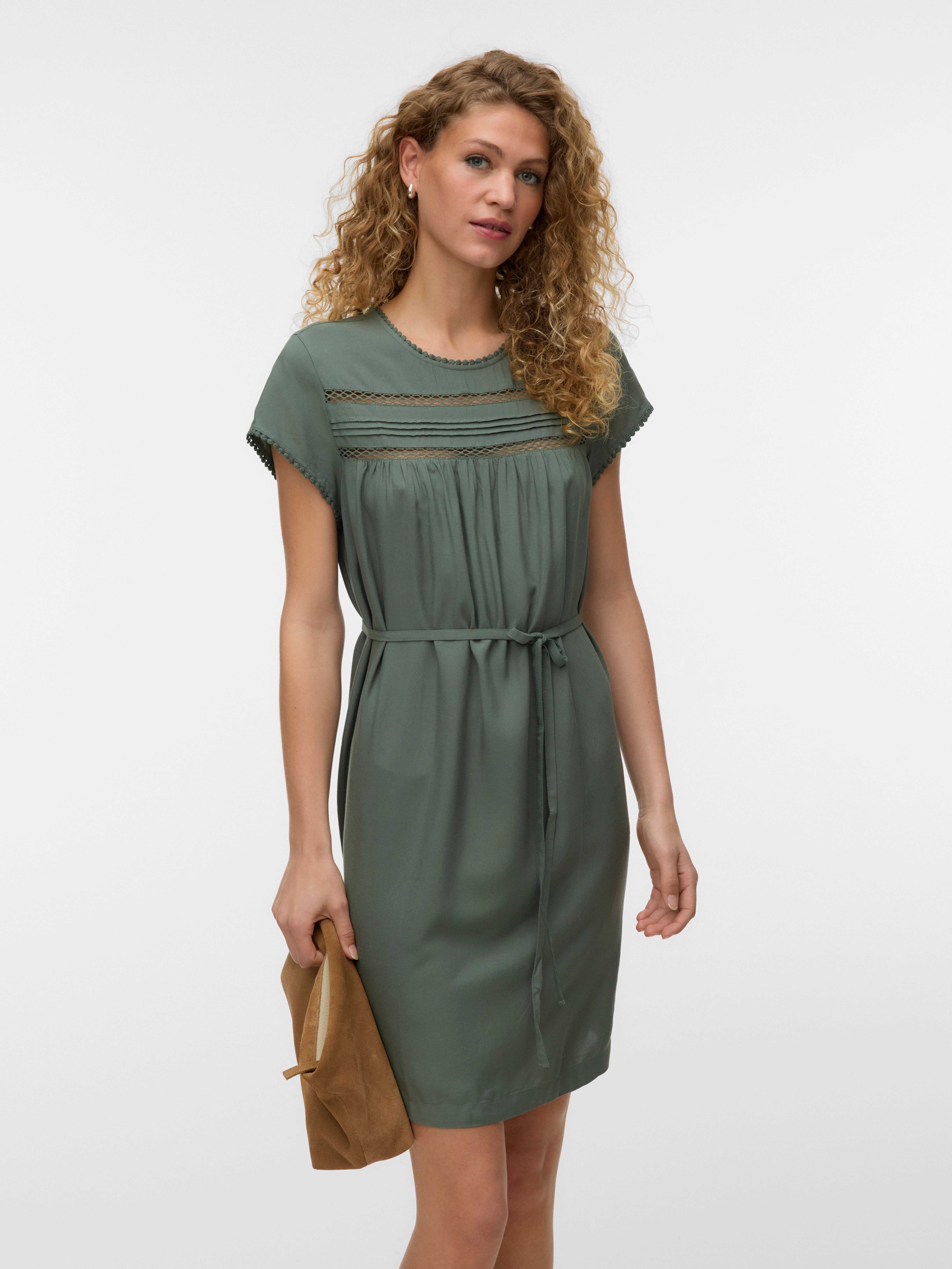 Vero Moda Minikleid VMDEBBIE PLEAT SL SHORT DRESS WVN Viskose, Bindegürtel