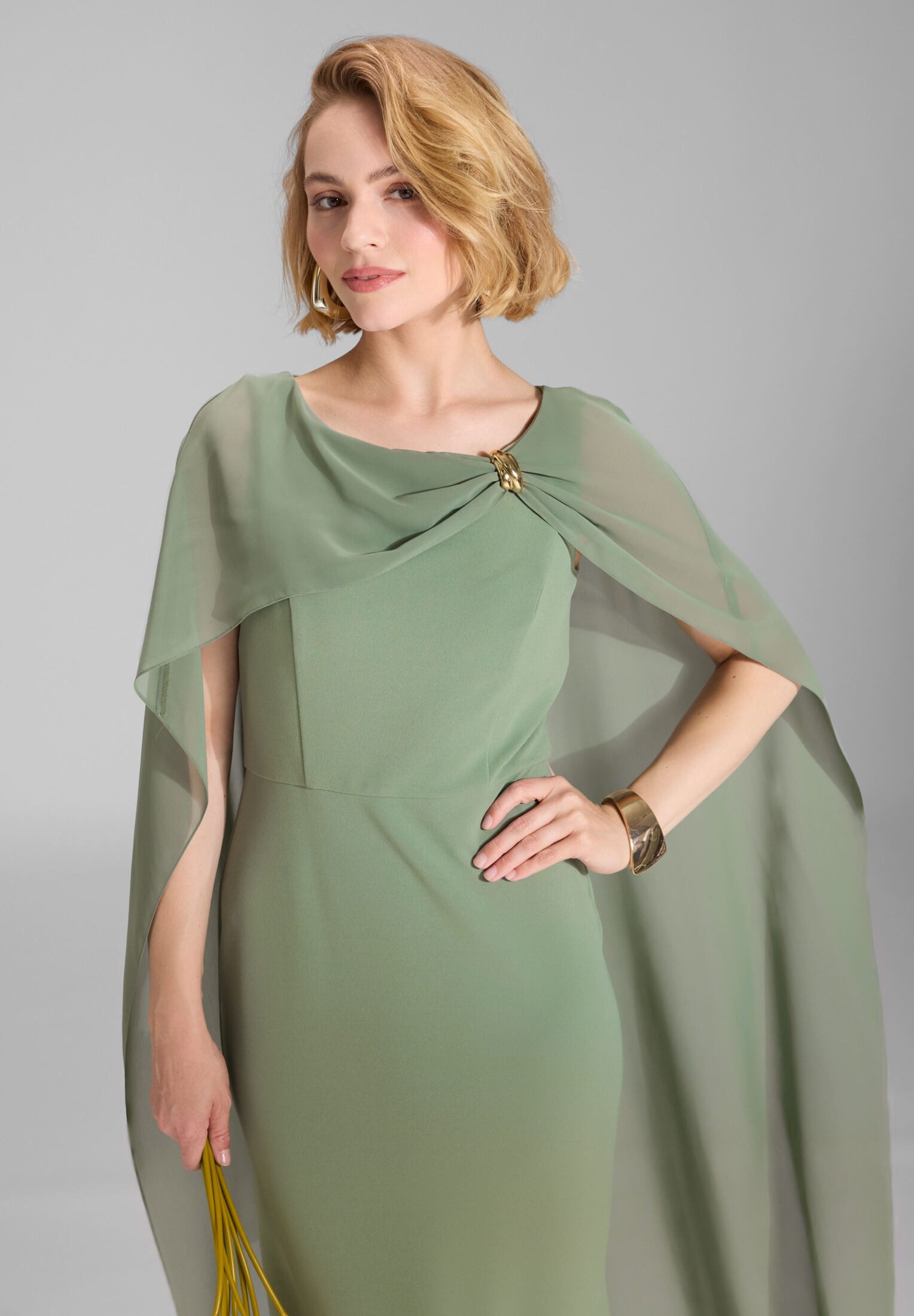 SWING Abendkleid Figurbetonte Passform