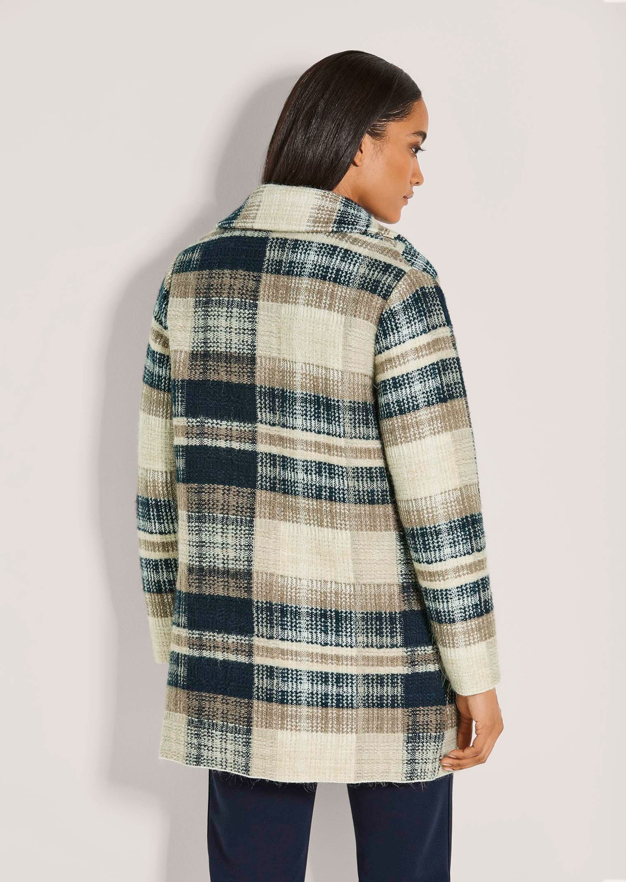 MADELEINE Strickjacke Dünner Mantel aus italienischem Garn Karo-Mantel mit Reverskragen, zweireihig