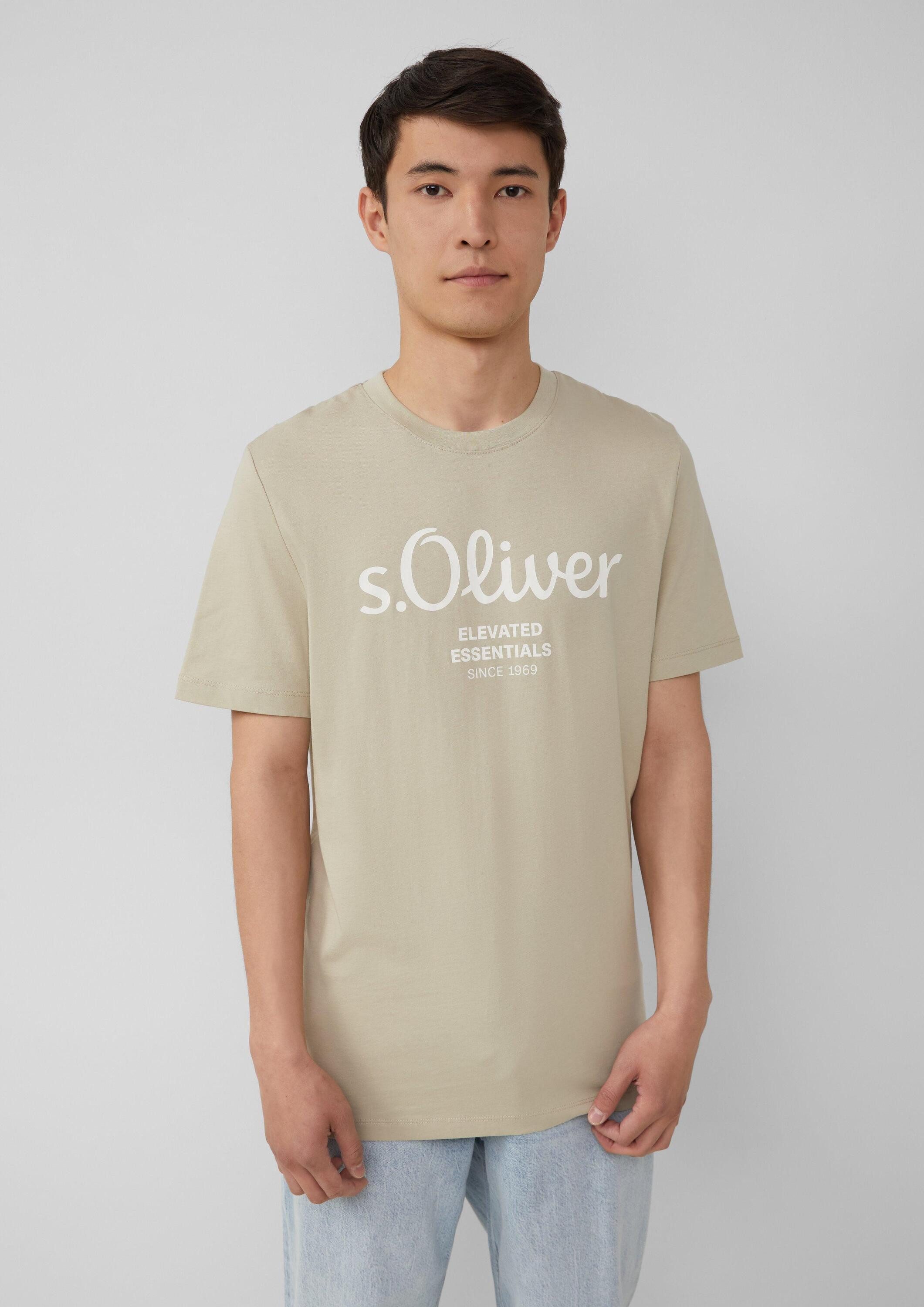 s.Oliver Kurzarmshirt T-Shirt Baumwoll-T-Shirt mit Logo-Print