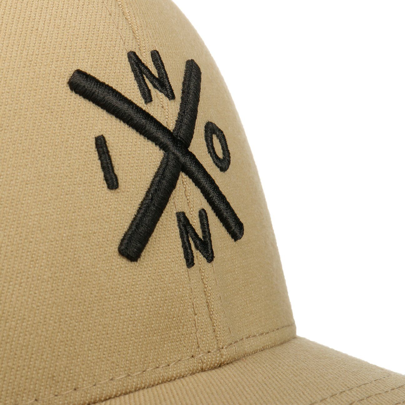 Nixon Baseball Cap (1-St) Fitted Cap Hinten geschlossen