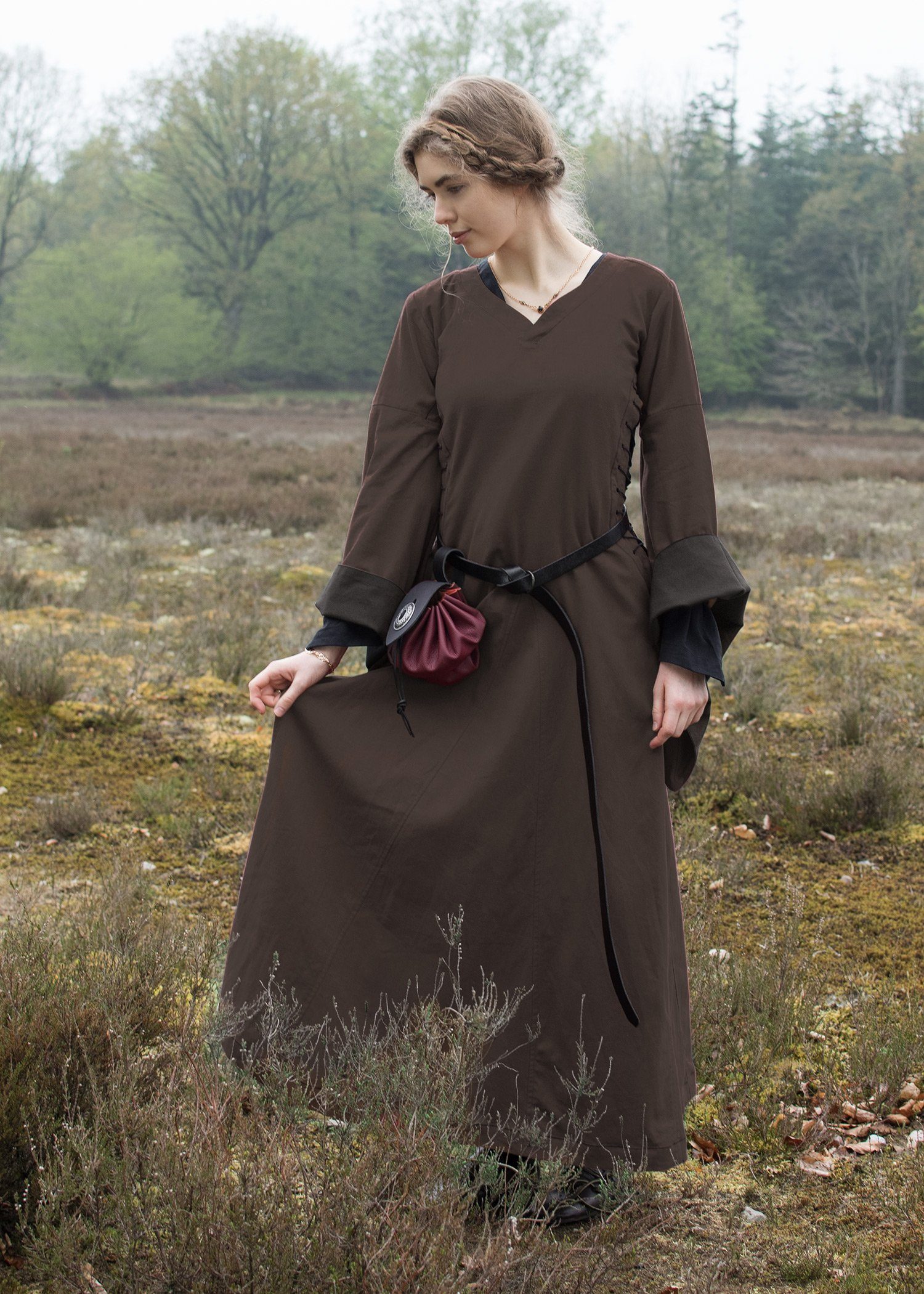 Ritter-Kostüm Höllenfensterkleid Bliaut Amal, braun