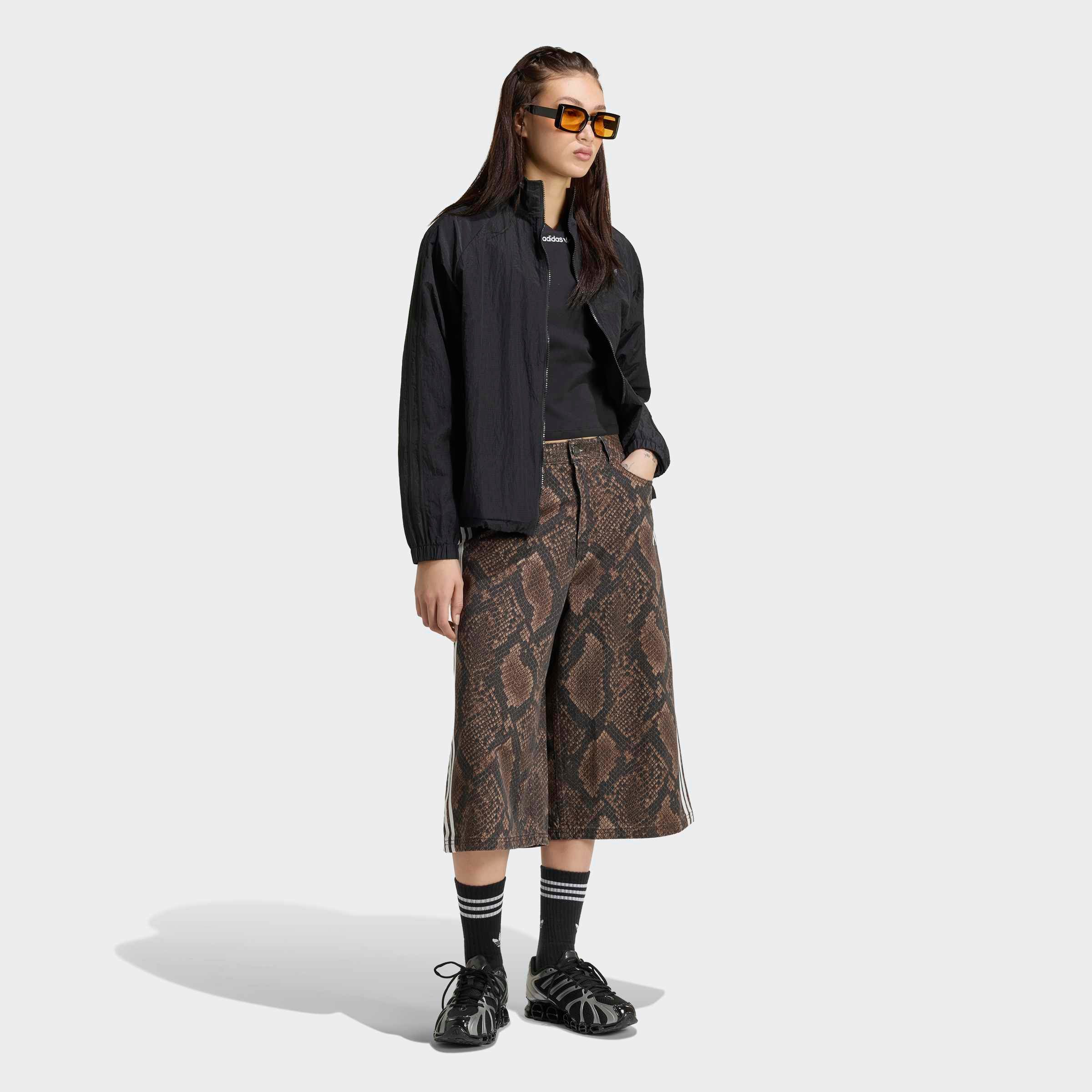 adidas Originals Shorts, DENIM, SCHLANGENPRINT – Bild 5 von 5