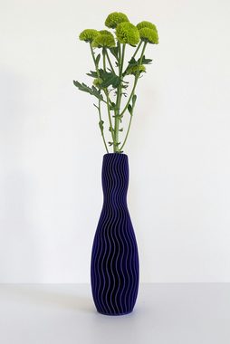 Shapes - Decorations Dekovase Wave Three - Exclusive by Martin Žampach, Vase, 10 Farben, 3D-Druck (Einzelmodell, Vase mit Borosilikatglas zur Nutzung mit Wasser), Wasserdicht; Leichte Struktur innerhalb des Materials (Rillung)