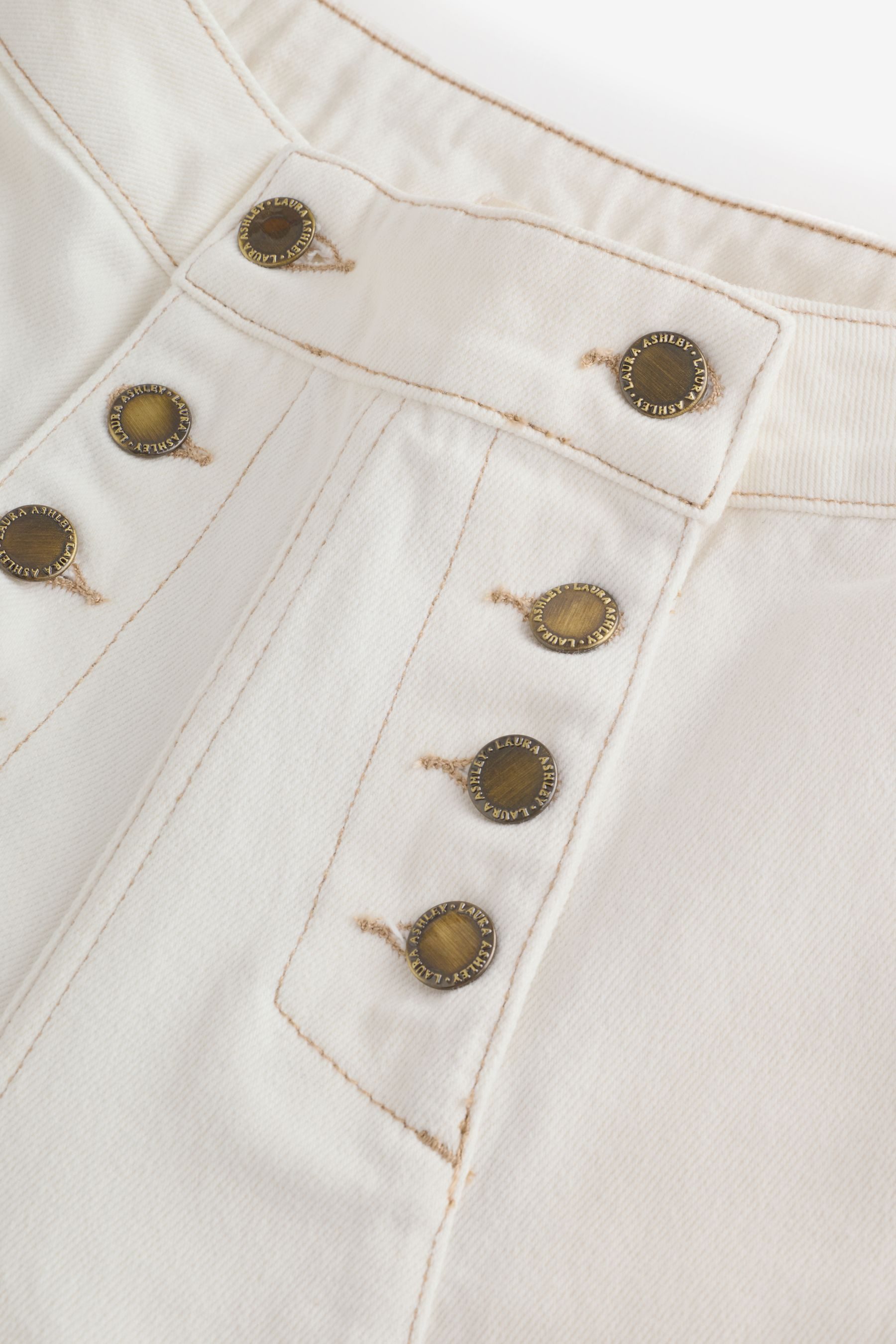 LAURA ASHLEY Taillenjeans Laura Ashley Hochbund-Jeans mit geknöpfter Front (1-tlg)