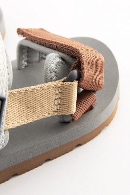Next Trekker-Sandalen mit verstellbaren Klettriemen Sandale (1-tlg)