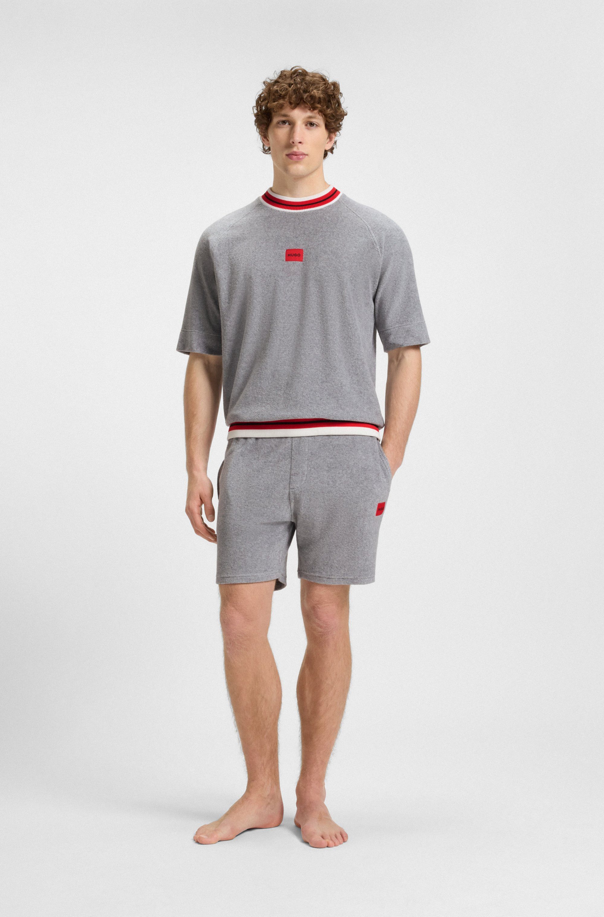 HUGO Sweatshirt JAXON kontrastfarbene Details, relaxed fit, kurze Ärmel