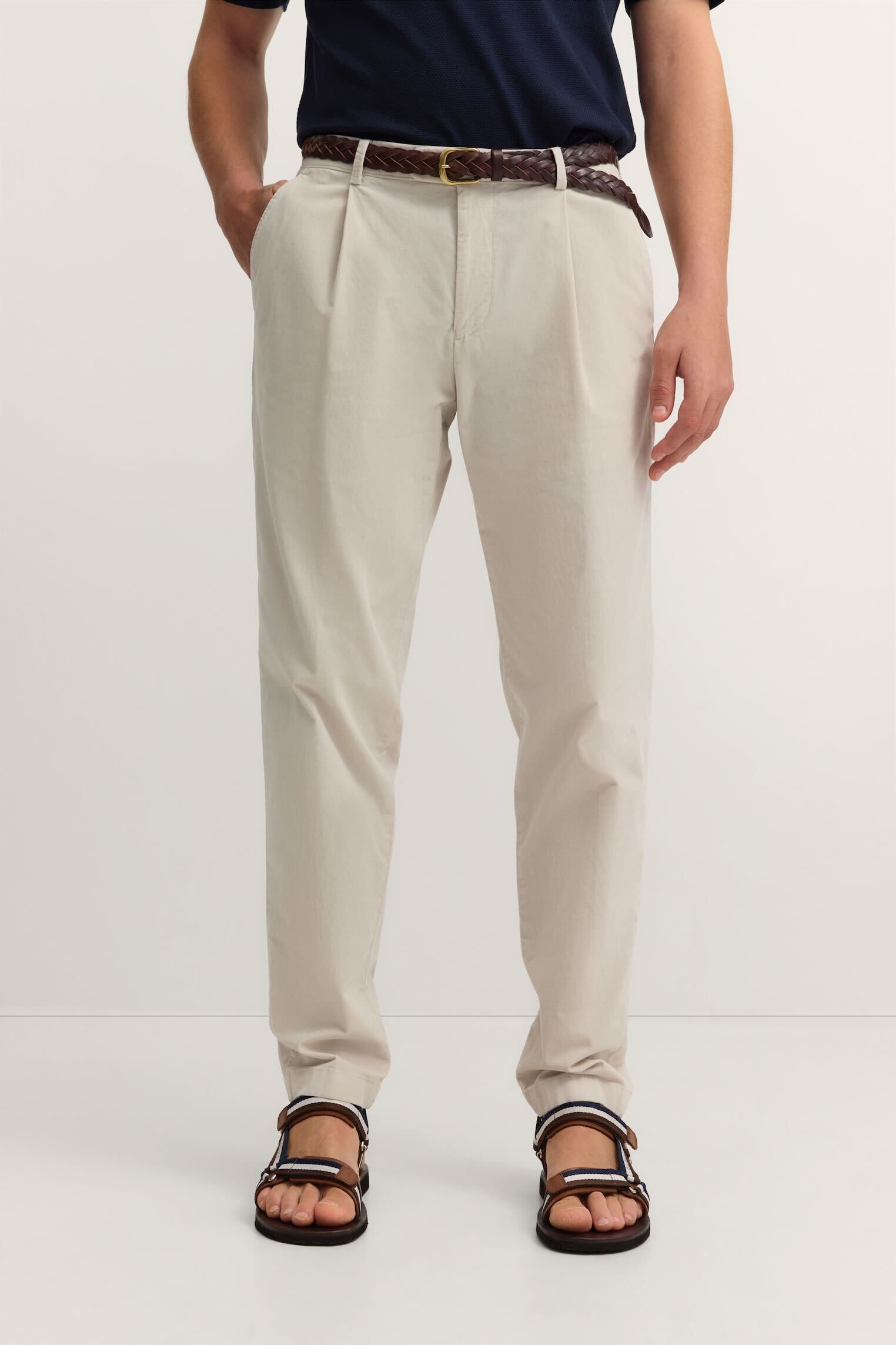 bugatti Bundfaltenhose Tapered Fit aus Luxury Pima Cotton Feincord