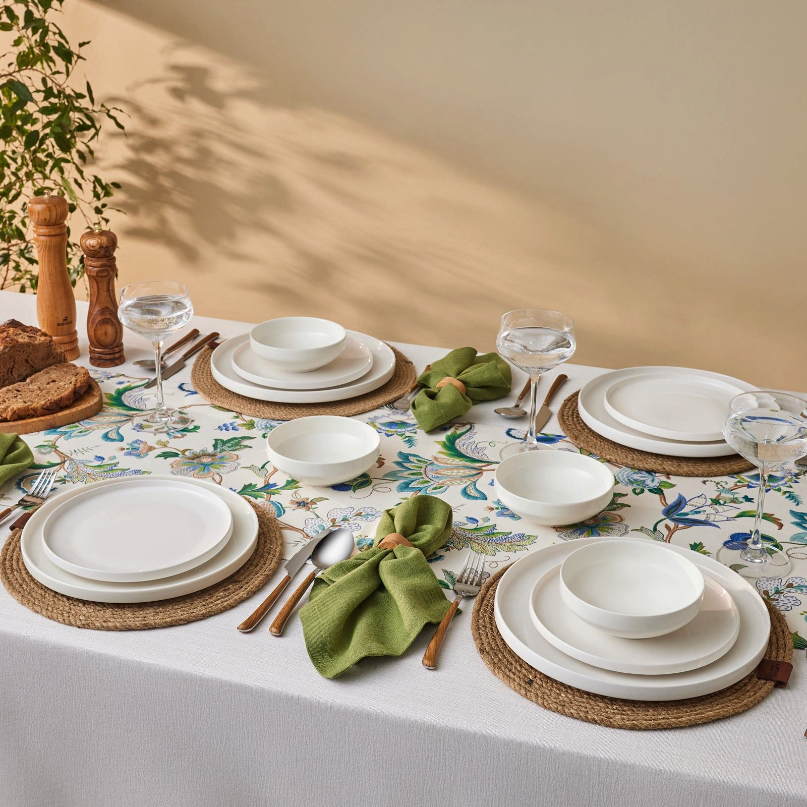 Karaca Geschirr-Set Karaca Stream Saturn 12-tlg Tafelservice für 4 Personen Weiß (12-tlg), 4 Personen, KNOCHENPORZELLAN, Bone China