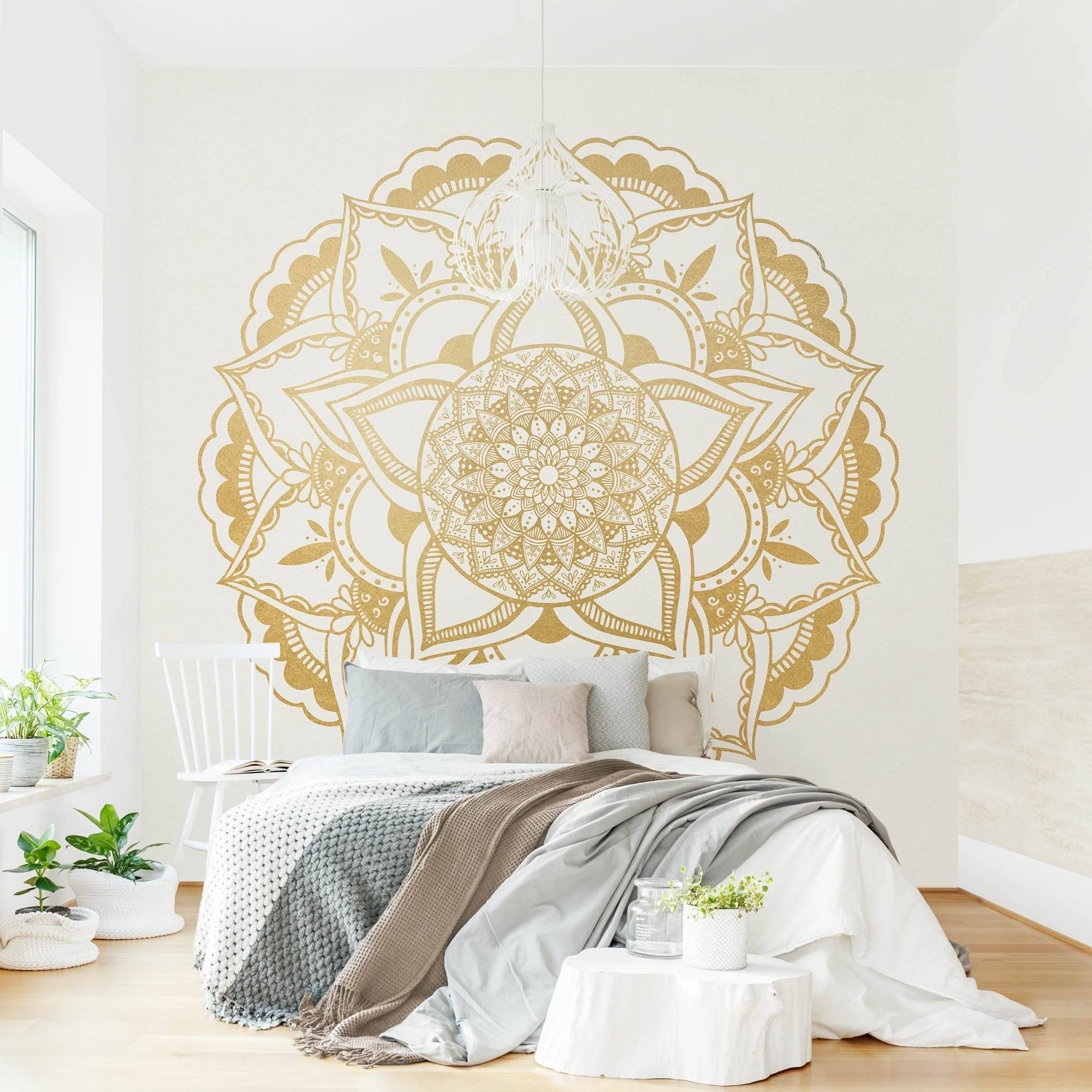 Bilderdepot24 Mustertapete Spirituell Mandala Blume gold weiß Floral Muster Wanddeko Wellness, Glatt, Matt, (Vliestapete inkl. Kleister oder selbstklebend), Wohnzimmer Schlafzimmer Küche Flur gemusterte Vliestapete Wandtapete