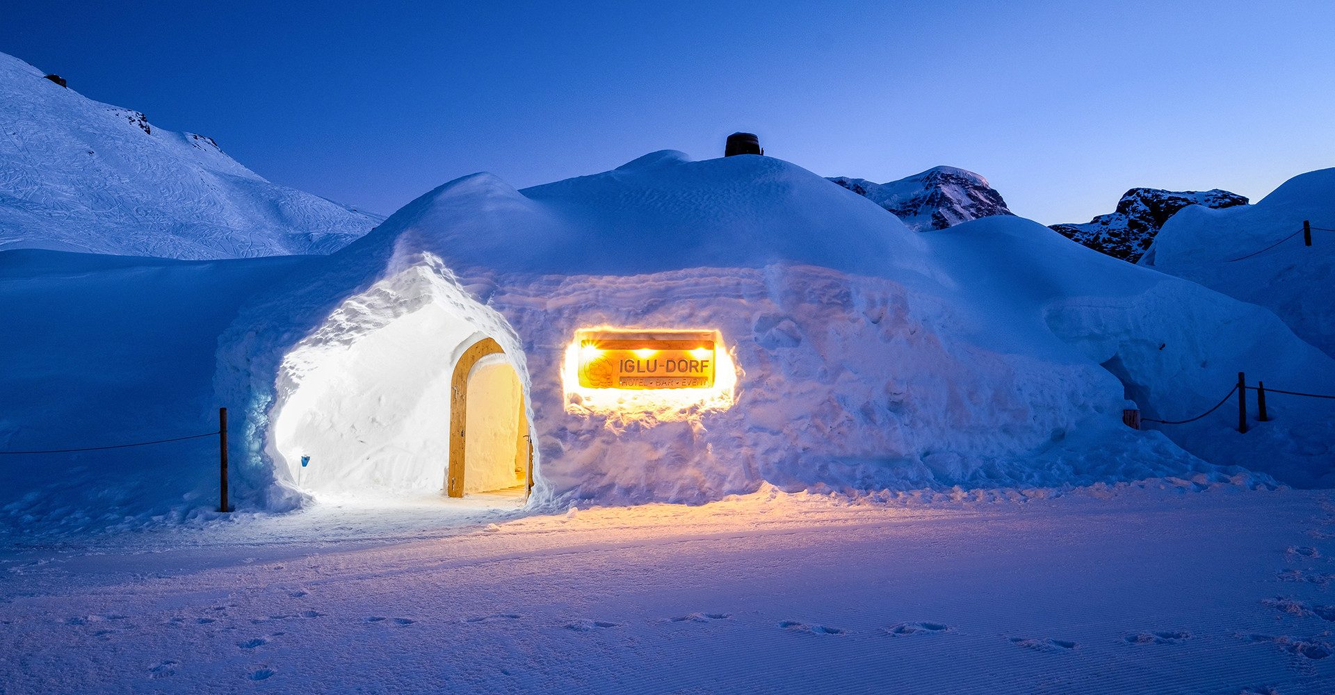 Erlebnisgutschein Übernachtung im Romantik-Iglu Zermatt für 2 (1 Nacht)
