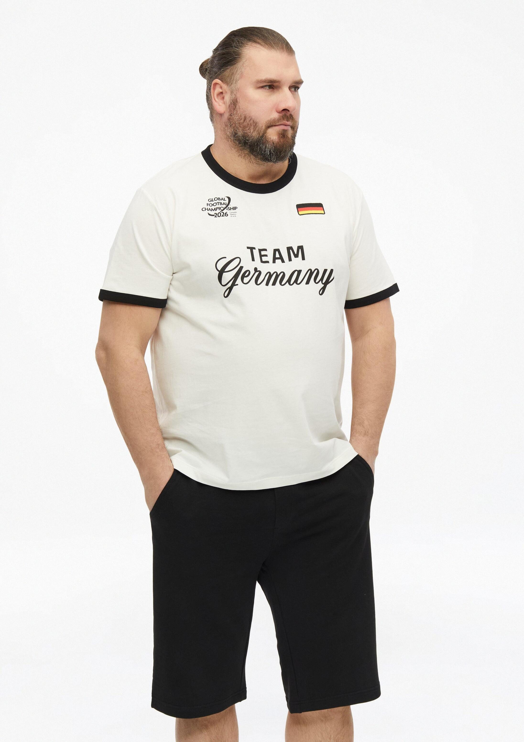 s.Oliver Kurzarmshirt T-Shirt T-Shirt mit Fußball-Motiv