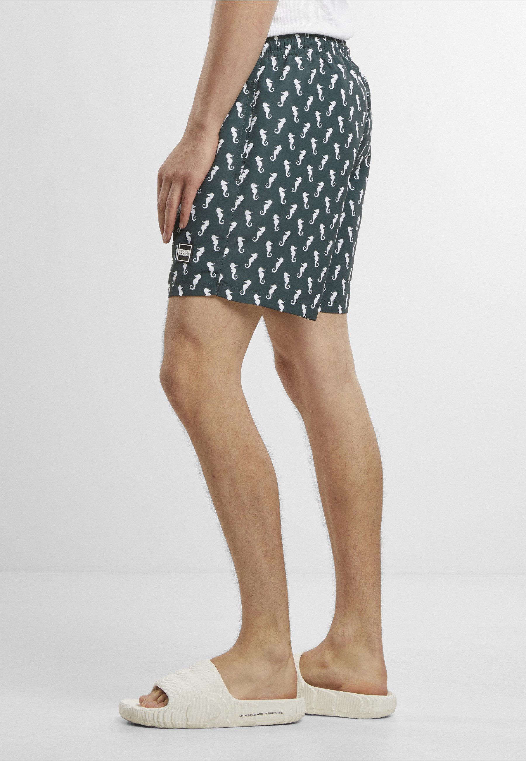 URBAN CLASSICS Badeshorts Urban Classics Herren Pattern Swim Shorts