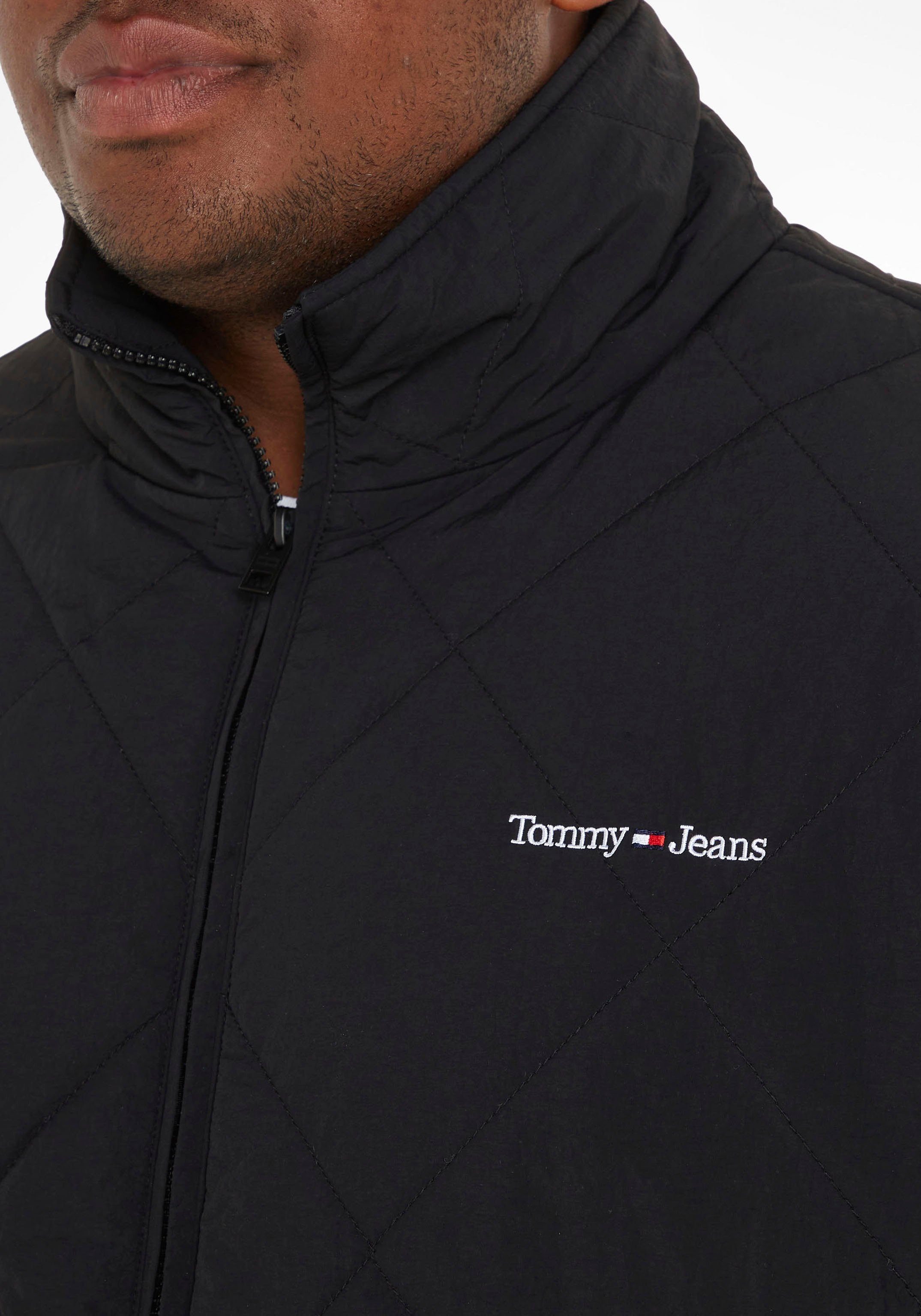 JACKET Logostickerei auf TJM Jeans Plus Bomberjacke LIGHTWEIGHT der Brust PLUS Tommy BOXY mit