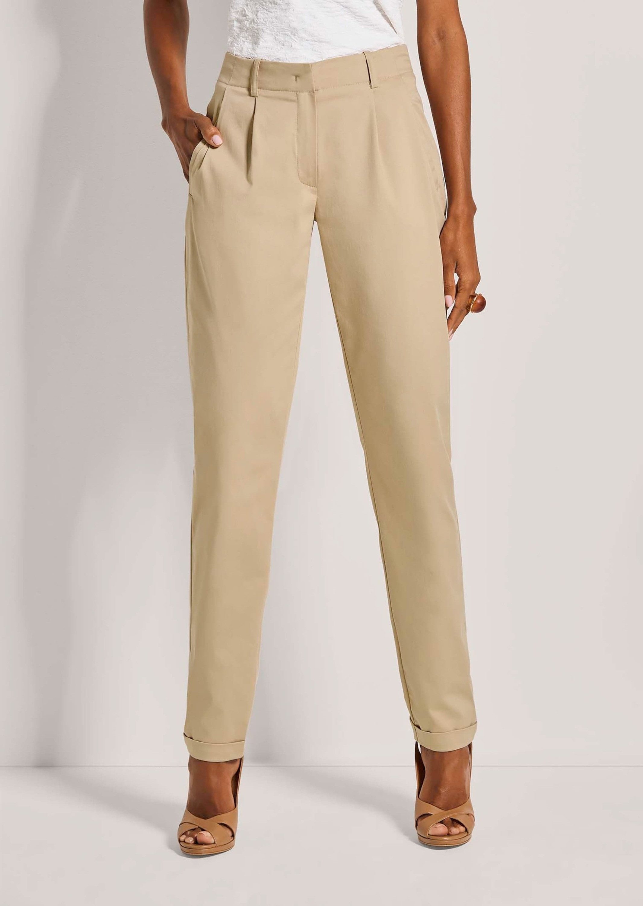 MADELEINE Chinos Elegante Stoffhose mit Bundfalte Jerseyhose mit Formbund, Gürtelschlaufen, Taschen und Knöchellänge