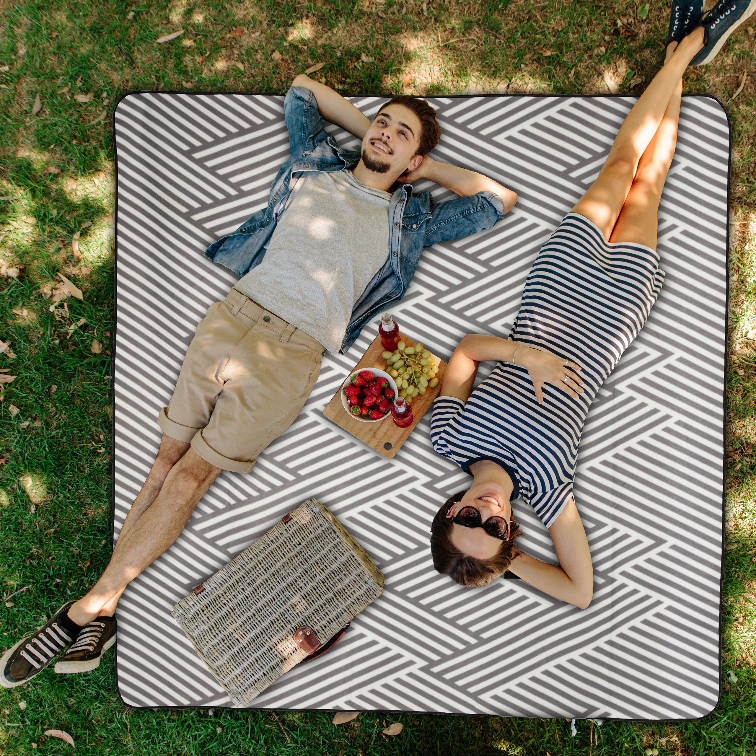 Picknickdecke grau weiß gestreift, relaxdays