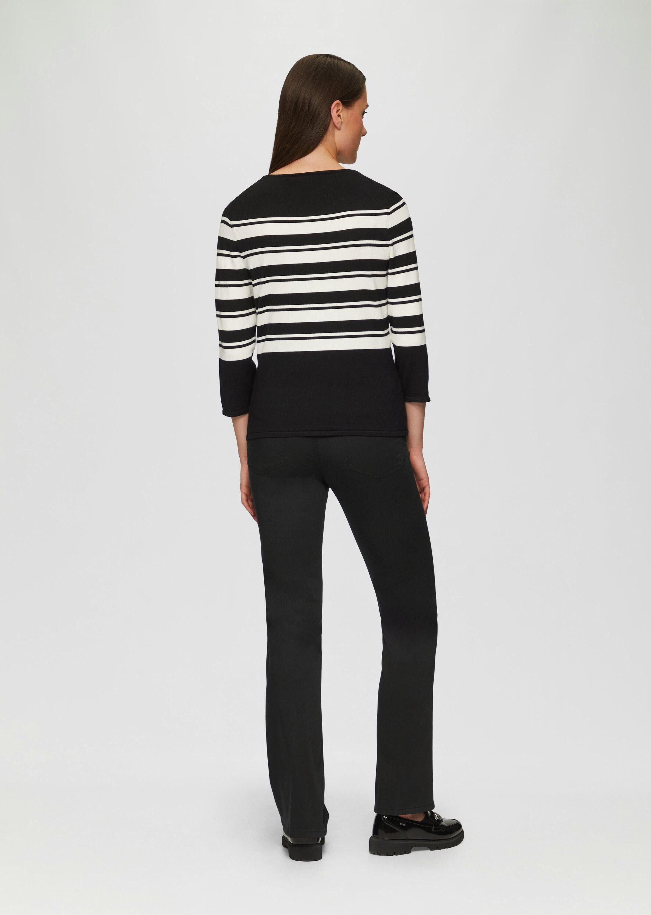 s.Oliver Bootcut-Jeans Jeans-Hose Jeans / High Rise / Flared Leg / Bügelfalten