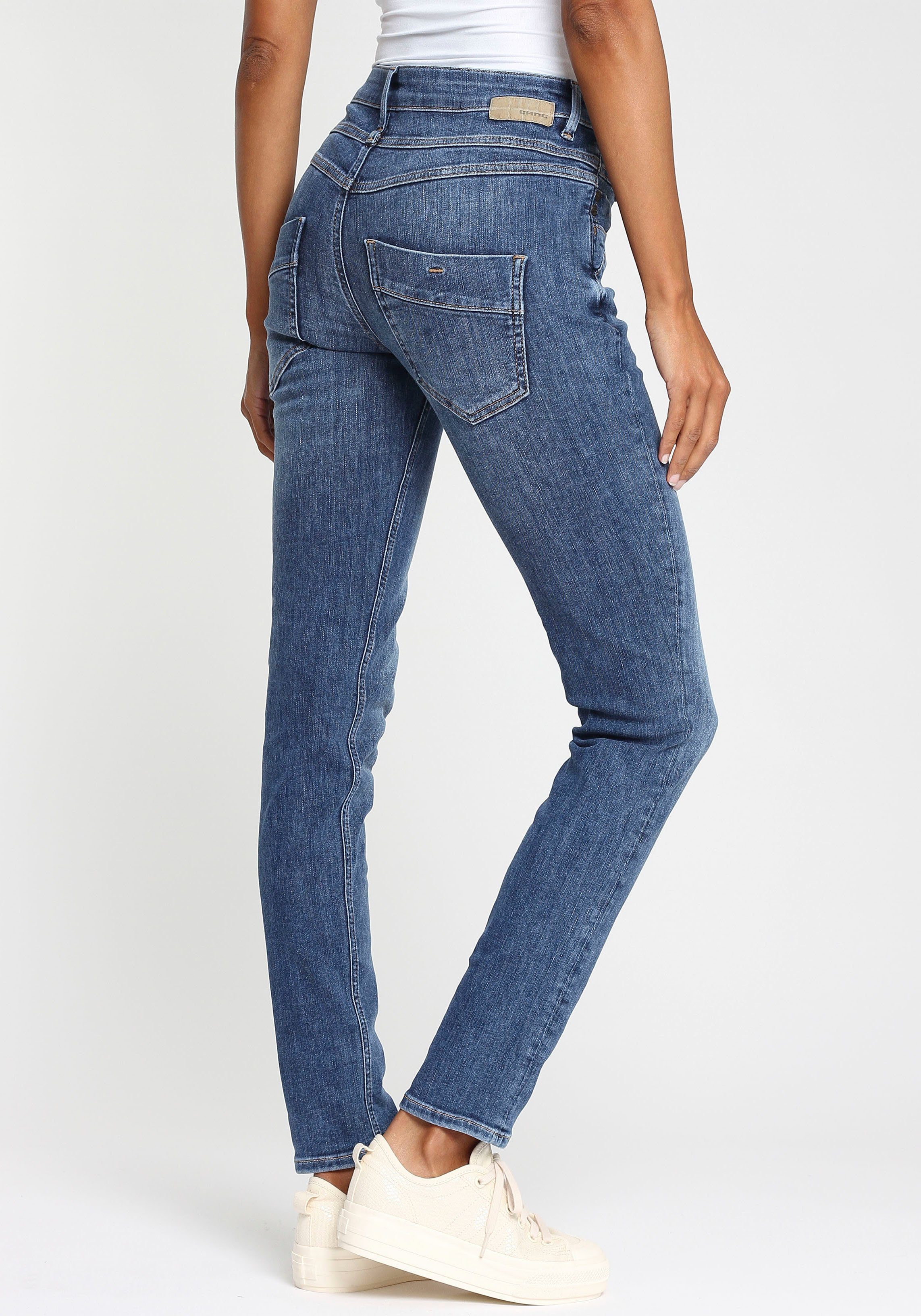 GANG Slim-fit-Jeans 94CARLI mit blue Knopfleiste offener light