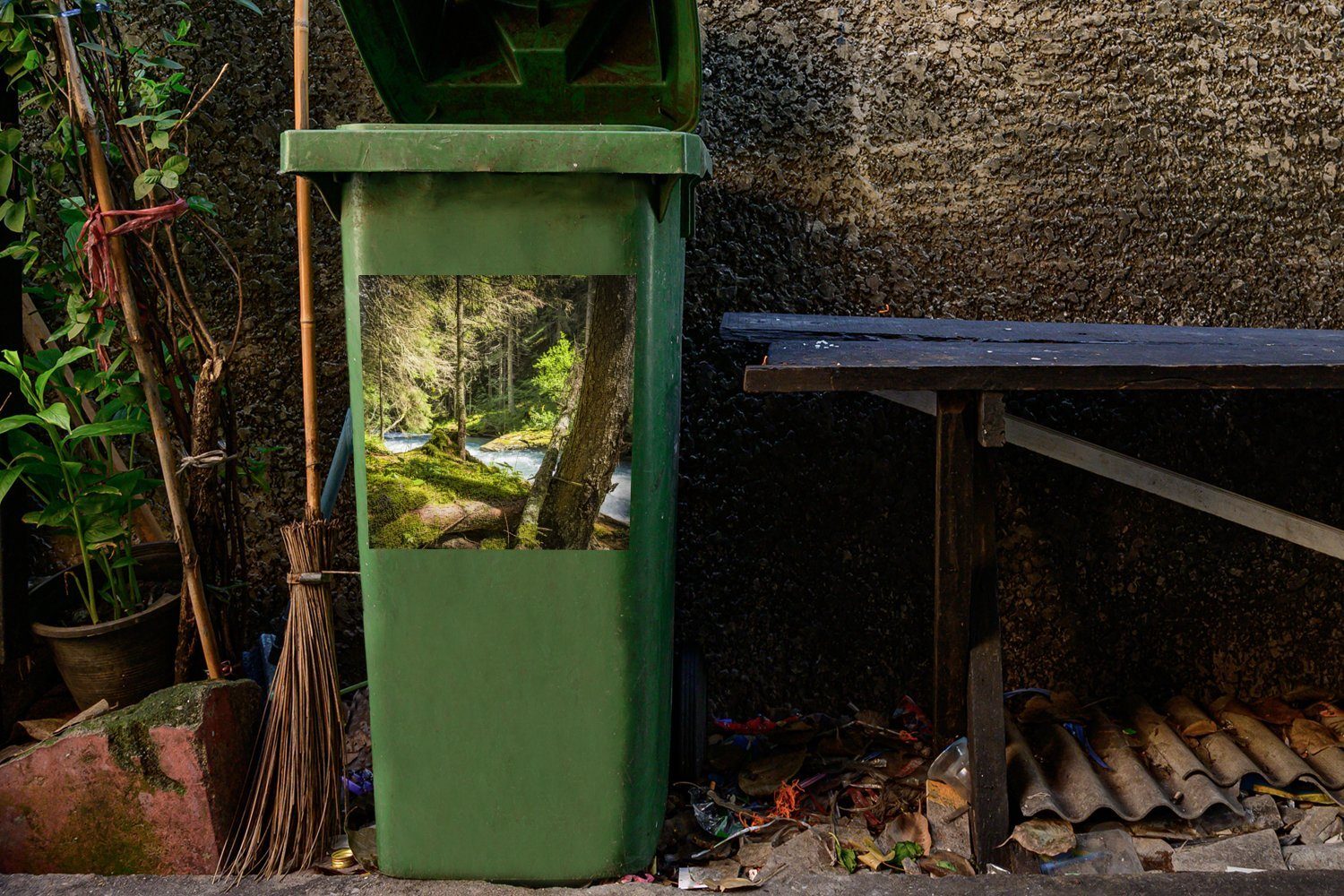 Mülleimer-aufkleber, St), (1 den in MuchoWow Hohe Sticker, Nationalparks Wandsticker Abfalbehälter Wäldern des Tauern Mülltonne, Container, Flussbett