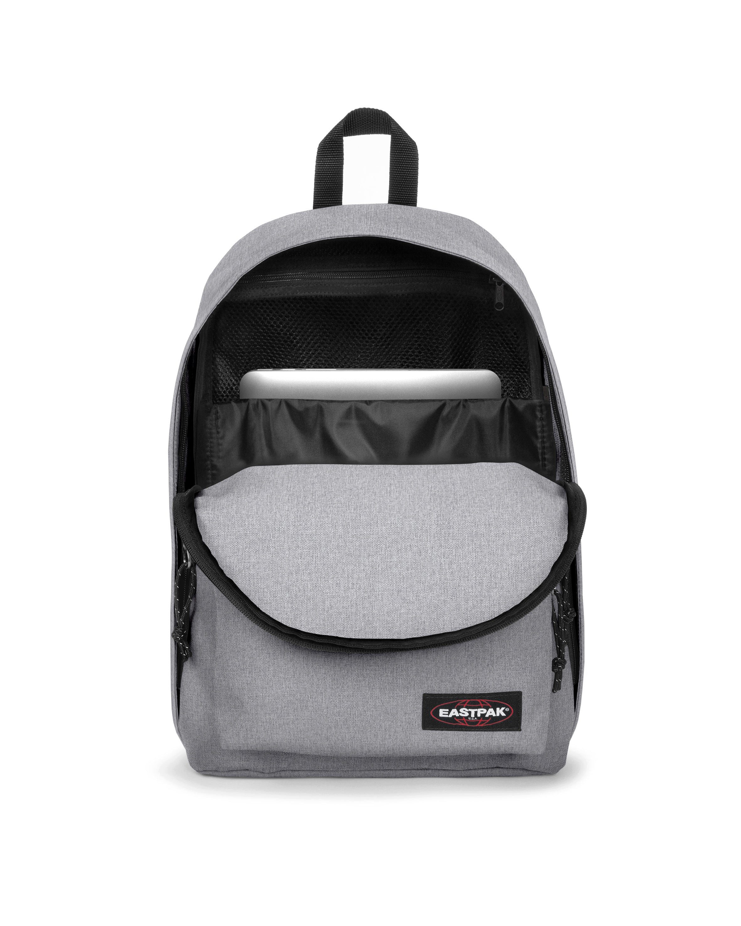 Eastpak Freizeitrucksack OUT OF OFFICE, Unisex Cityrucksack, Arbeitsrucksack, Schulrucksack mit Logo-Aufnäher