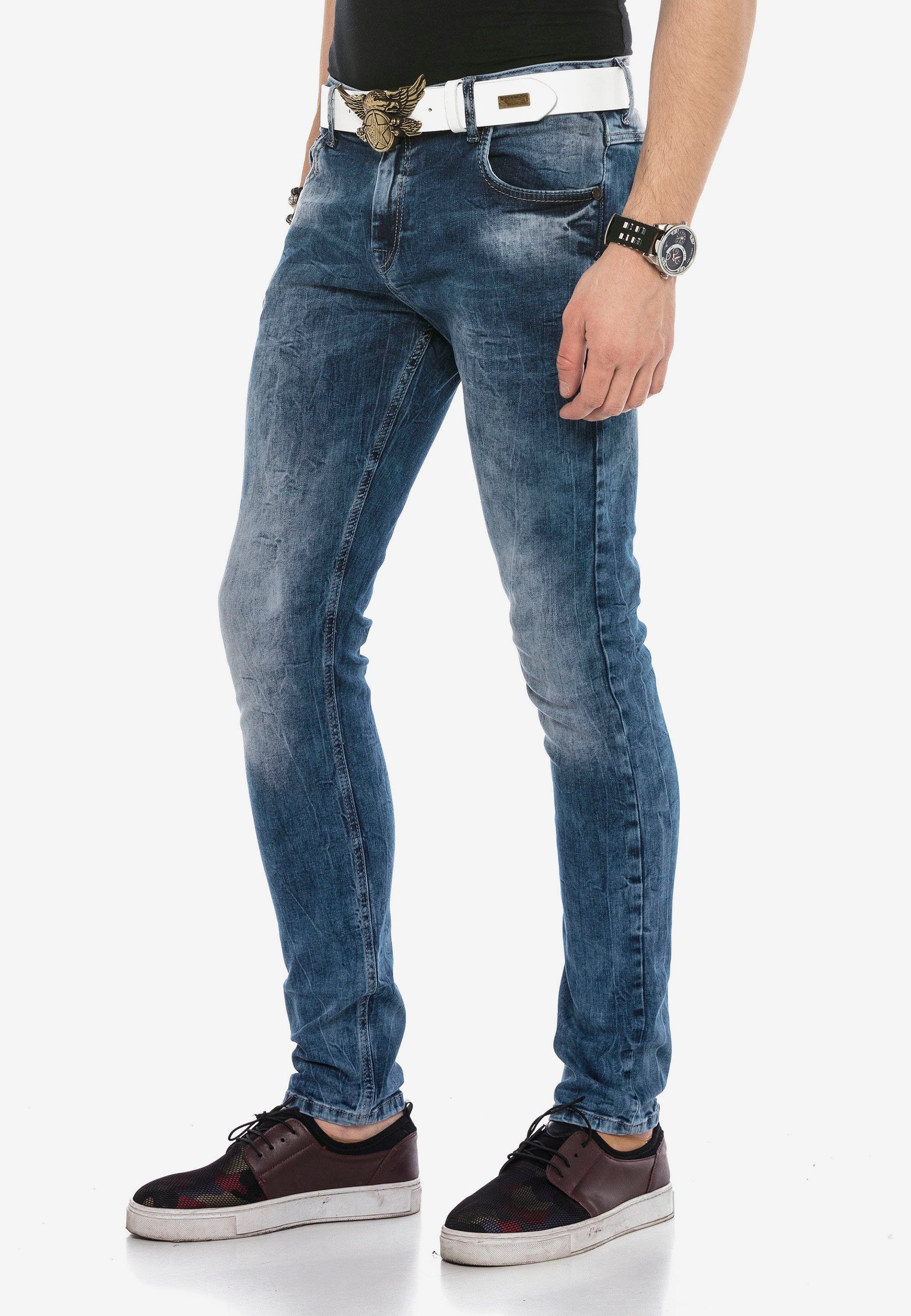 Baxx & Bequeme Jeans optimaler Slim-Straight Passform in mit Fit Cipo blau