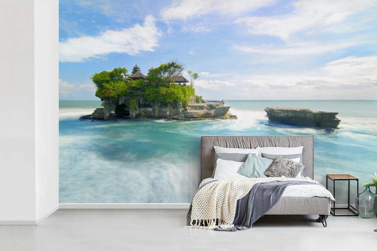 Indonesien, Meer Montagefertig Wohnzimmer, Matt, Fototapete Wandtapete (7 für bedruckt, Insel - MuchoWow Tapete St), - Vinyl