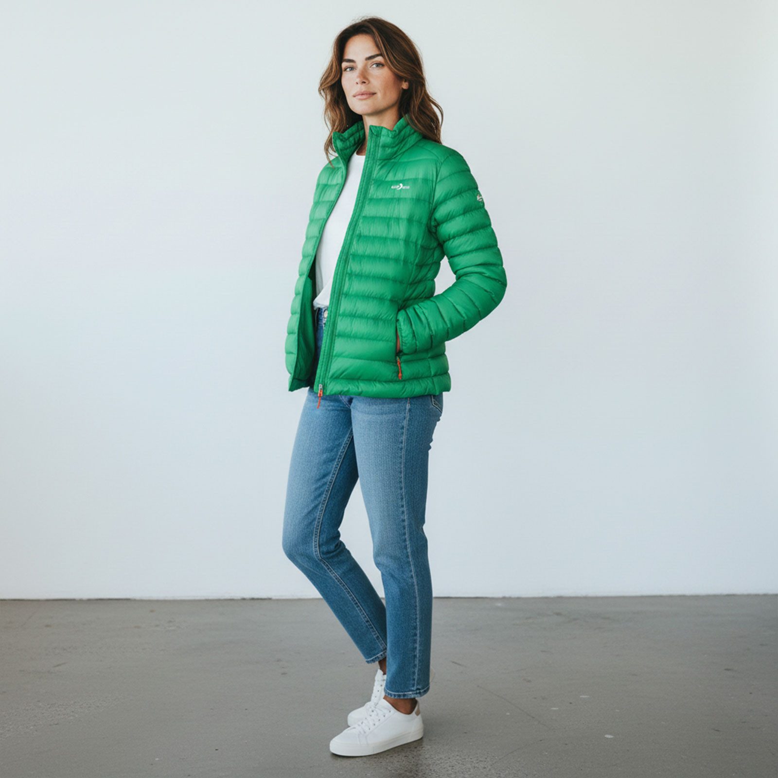 Blue Wave Steppjacke Damen Jacke Ornella gesteppt Stehkragen - Damenjacke inkl. Packbeutel Leichte Übergangsjacke, 2-Wege-Reißverschluss, Reißverschlusstaschen